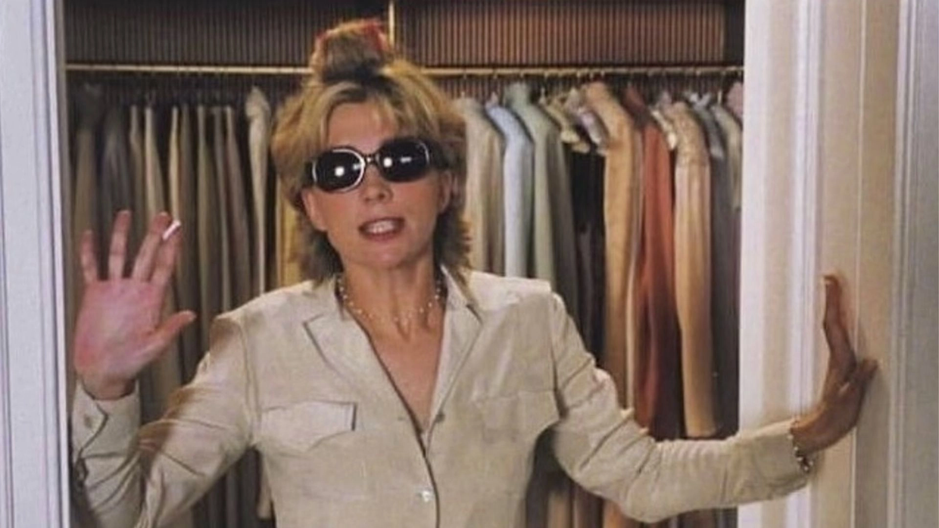An Ode To Natasha Richardson’s Hot Mess Mom Character From ‘The Parent Trap’