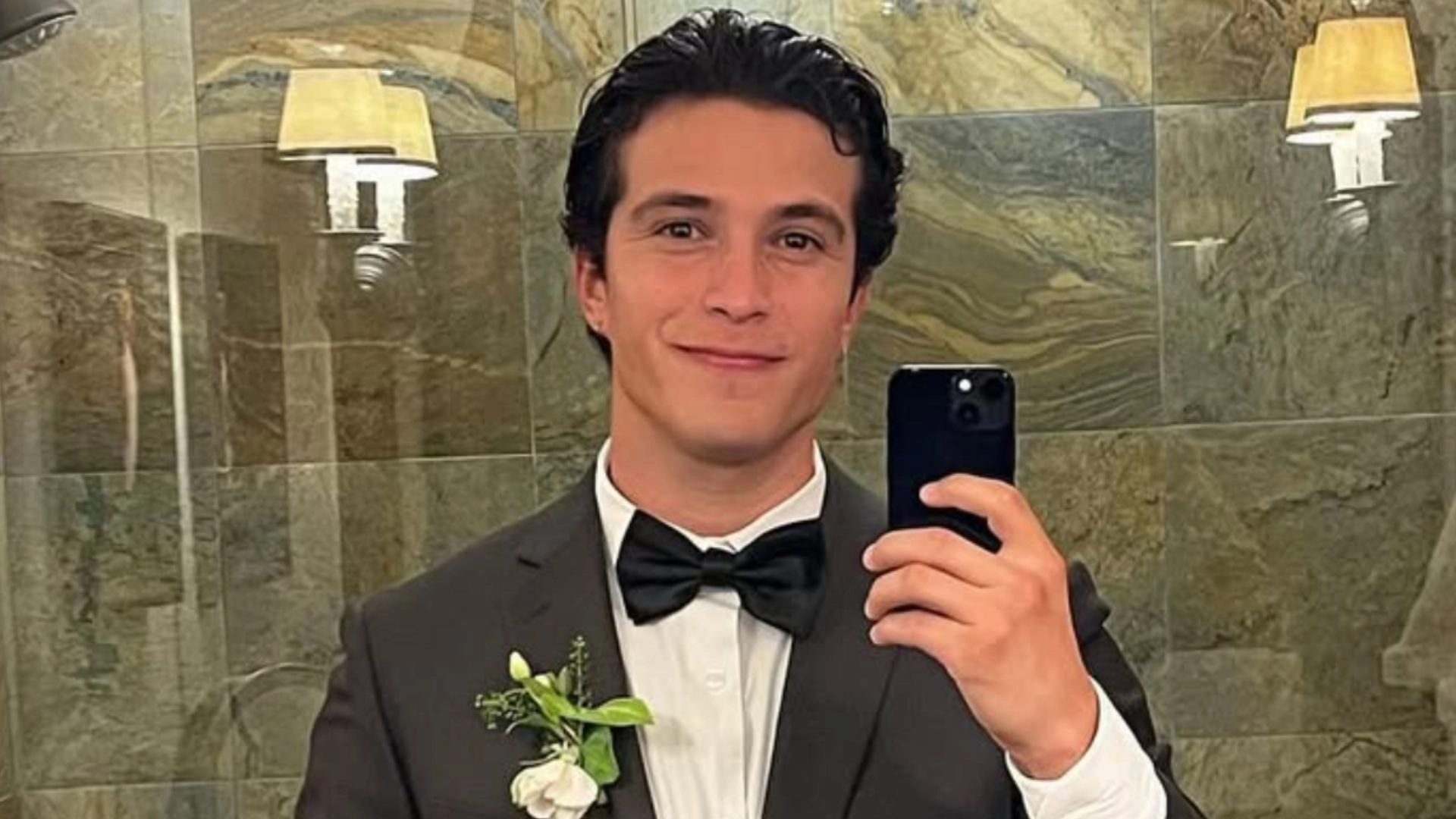 Important: The Dude On Sabrina’s ‘Man’s Best Friend’ Album Cover Has Revealed Himself