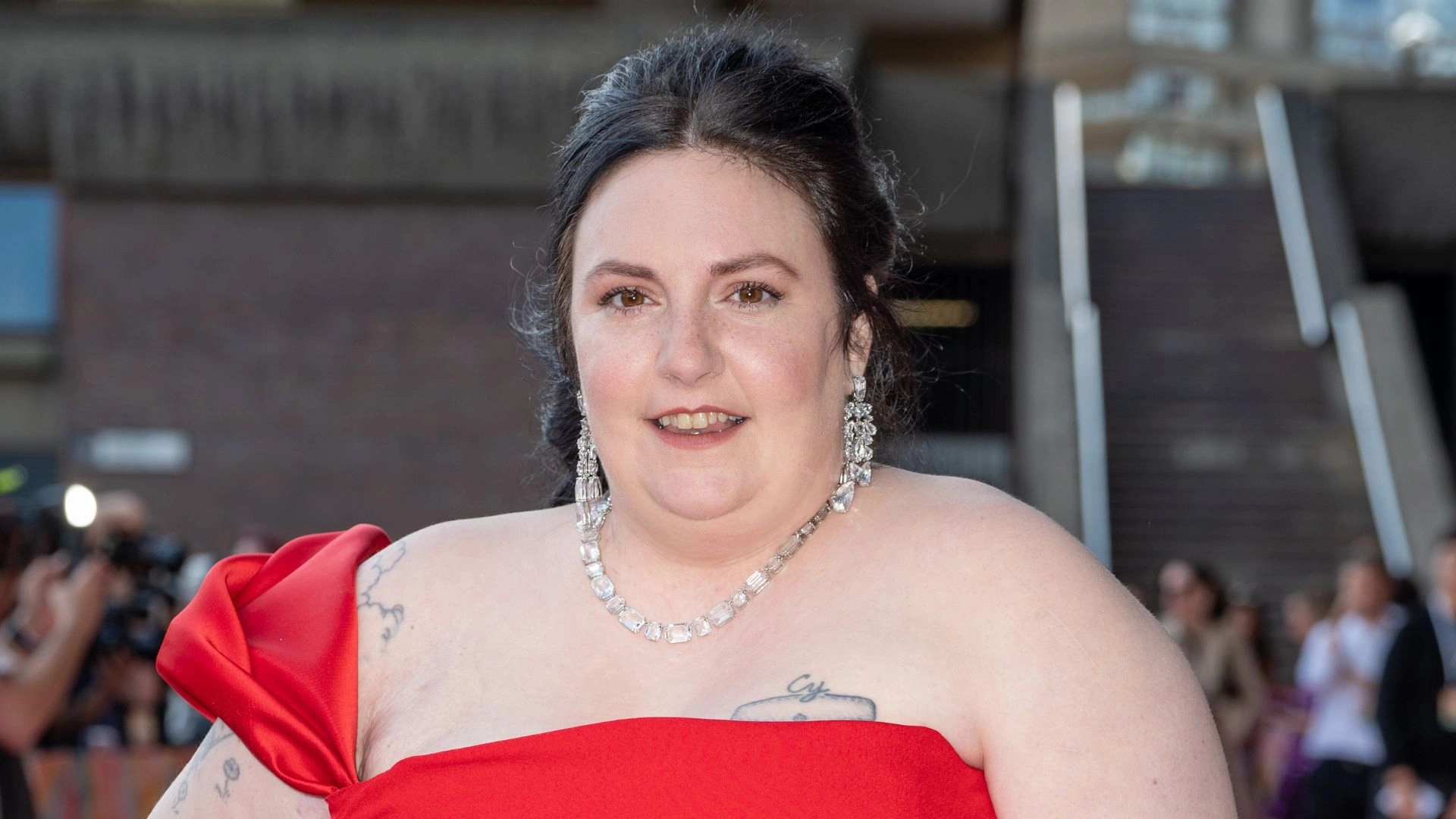 Lena Dunham Is Being Radically Transparent About Her Health