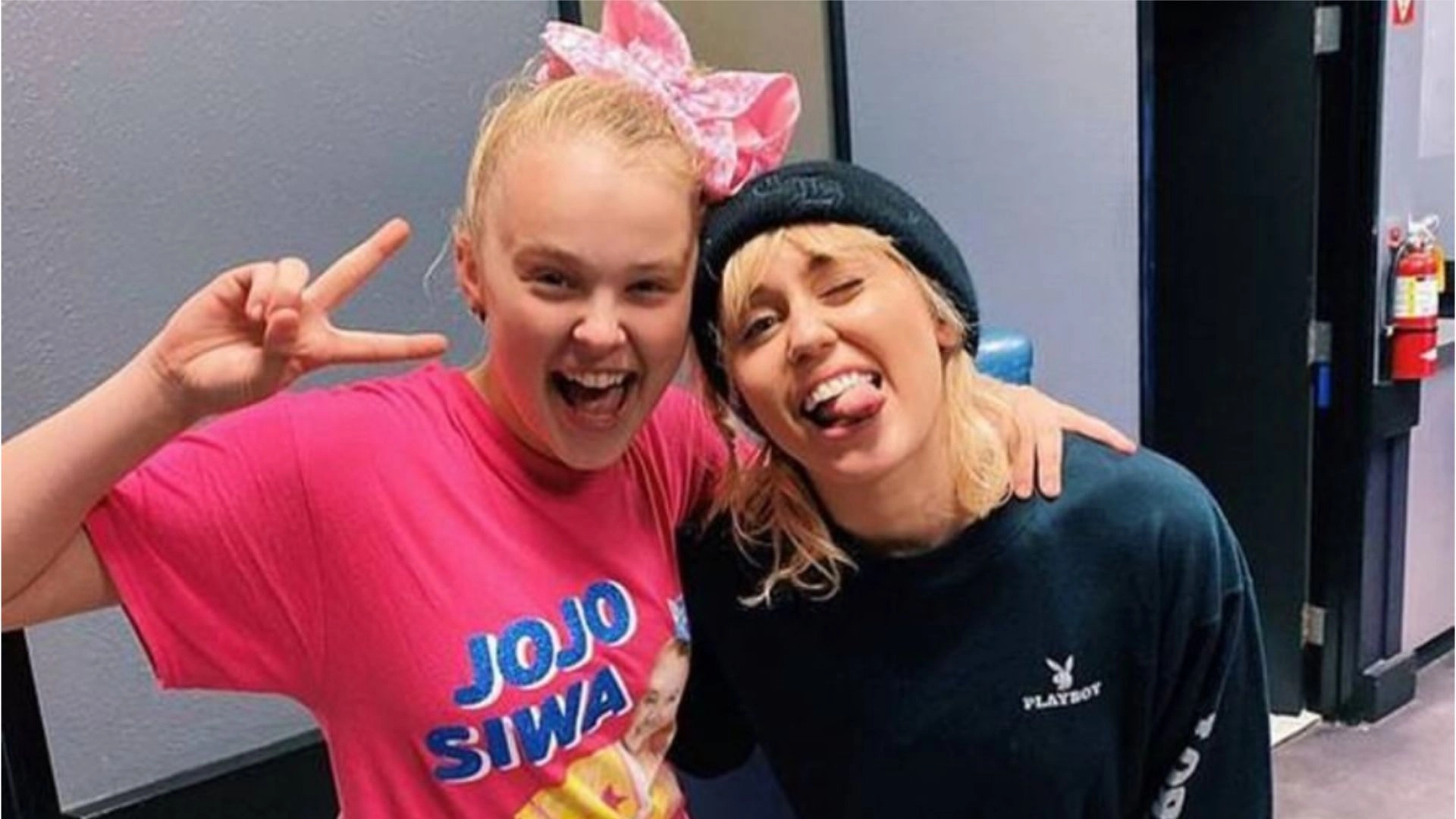 JoJo Siwa Reacts To  Miley Cyrus’ “Not Very Good” Joke About Her Sexuality