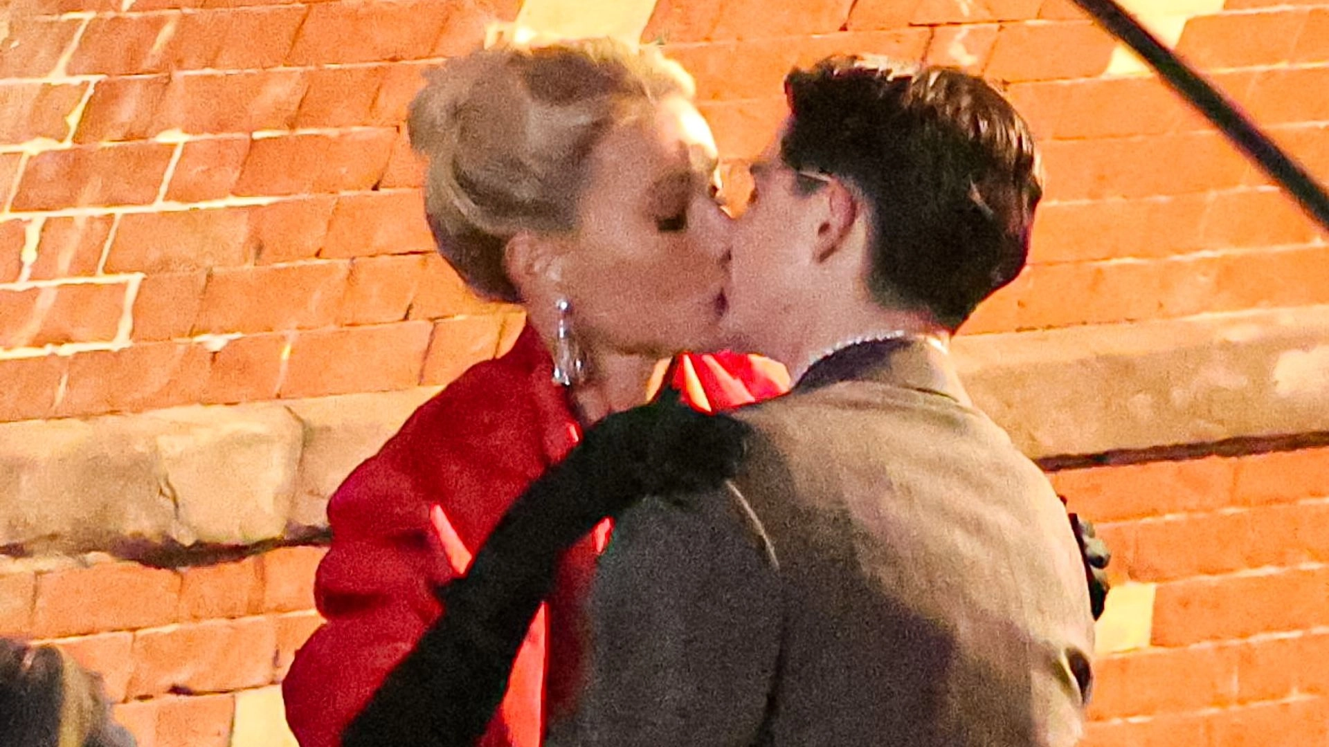 Gwyneth Paltrow And Timothée Chalamet Have “A Lot” Of Sex In Their New Movie