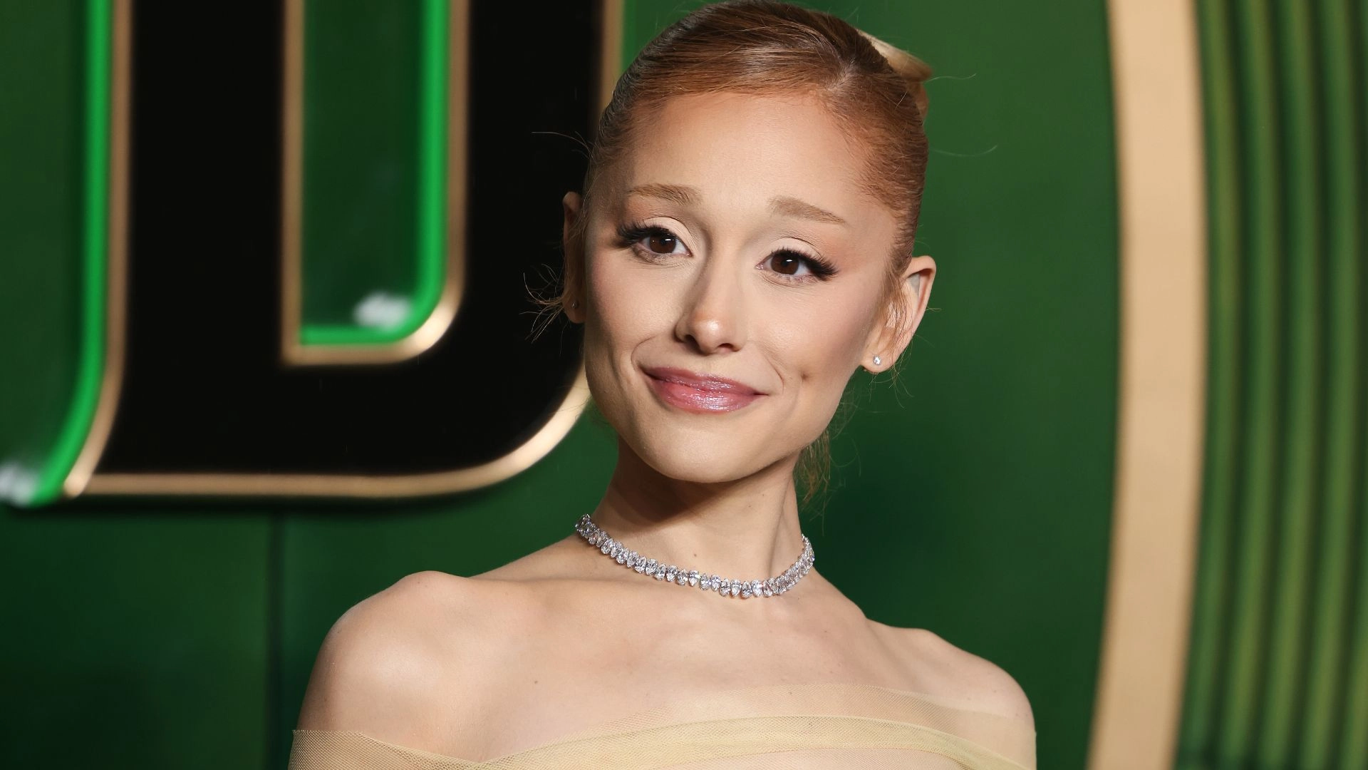 Ariana Grande Opened Up About Those Body Shamers In A New ‘Wicked’ Interview