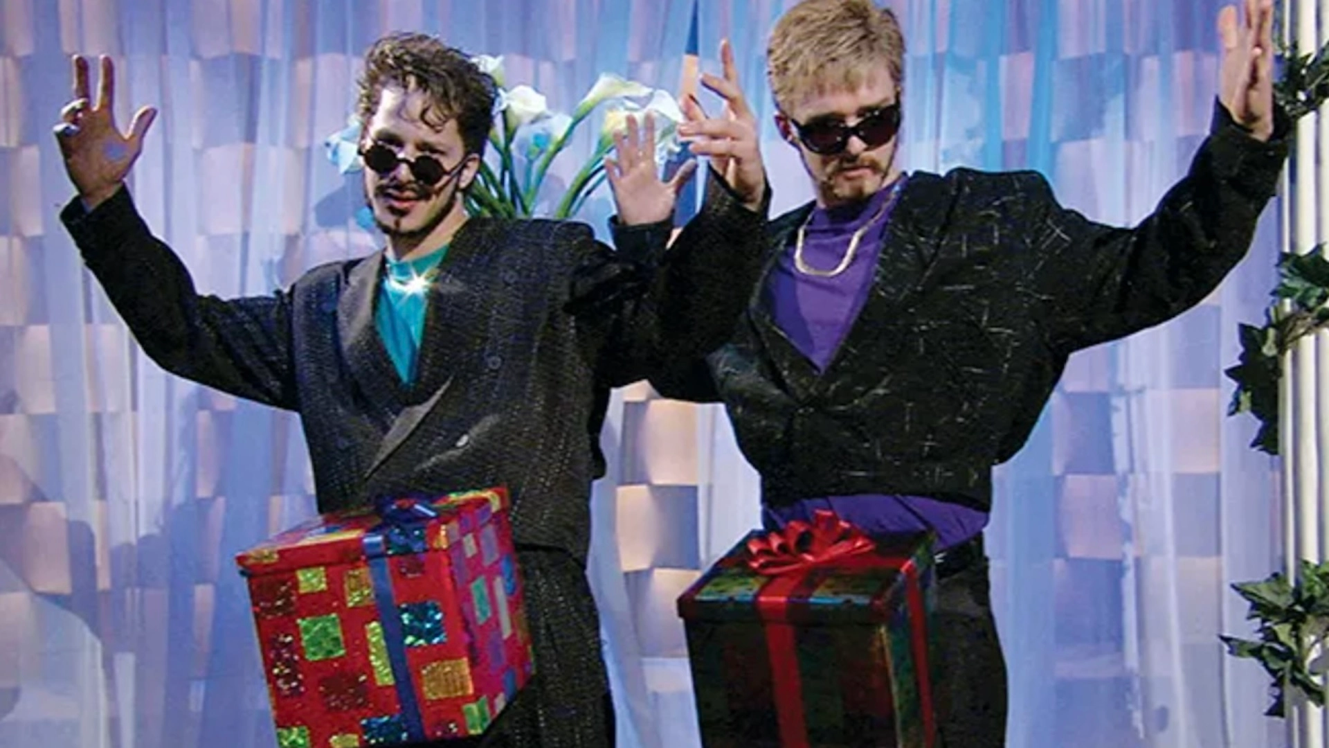 Give Sex As A “Gift” This Holiday Without Using Lame-Ass Coupons, Here’s How