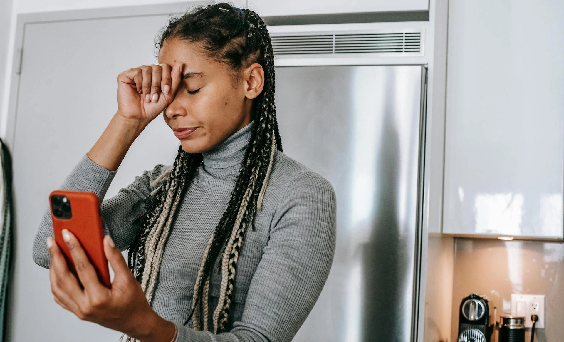 We Asked A Licensed Therapist Why TF Men Send Dick Pics