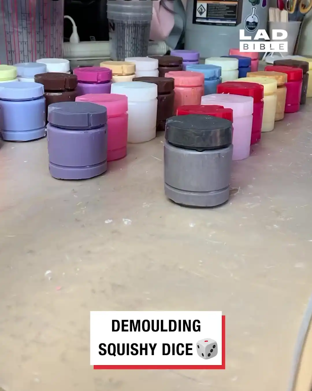 Demoulding squishy dice