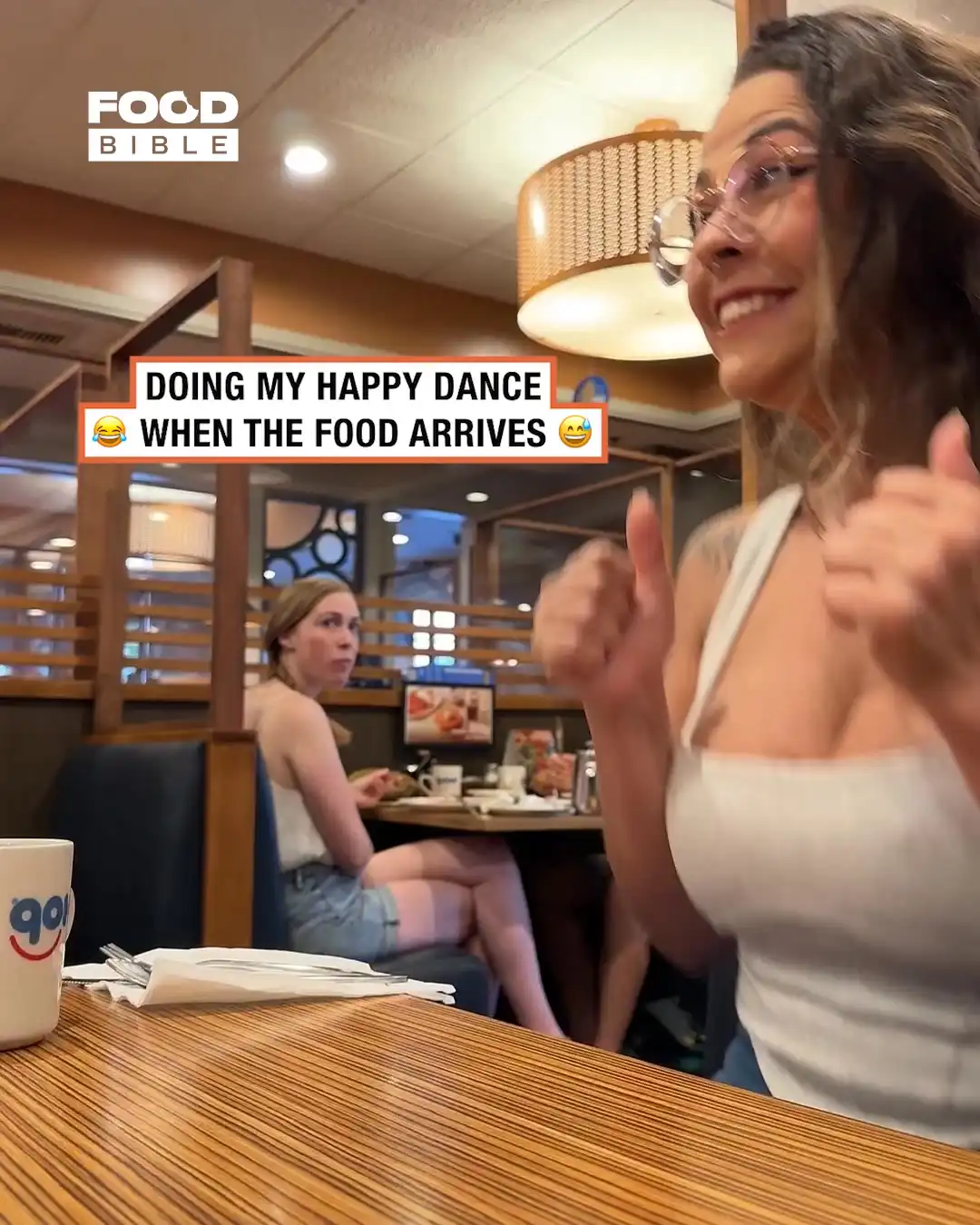 Girl's happy dance when food arrives 😂🥞