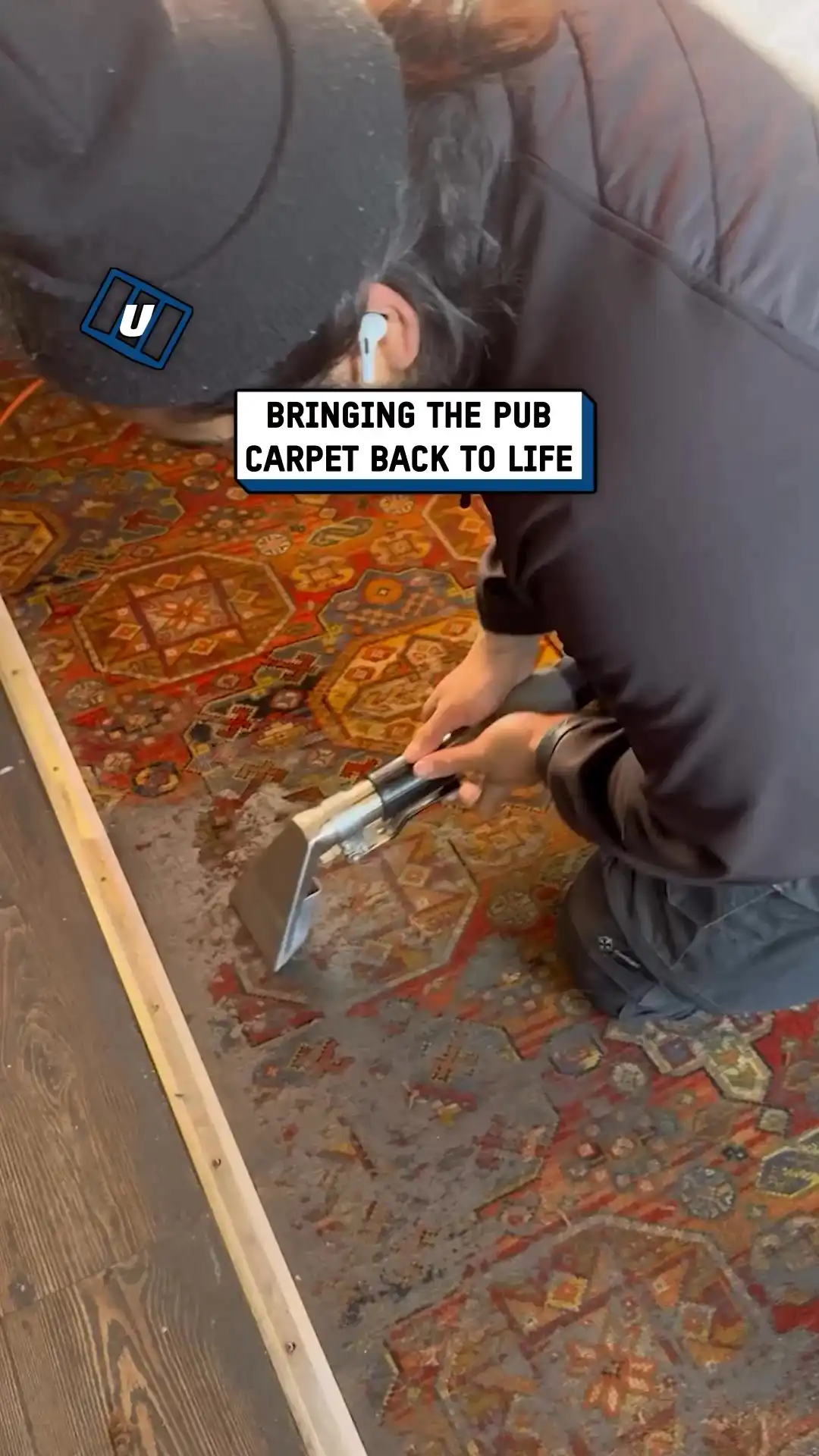 Bringing pub carpet back to life 😲🫧
