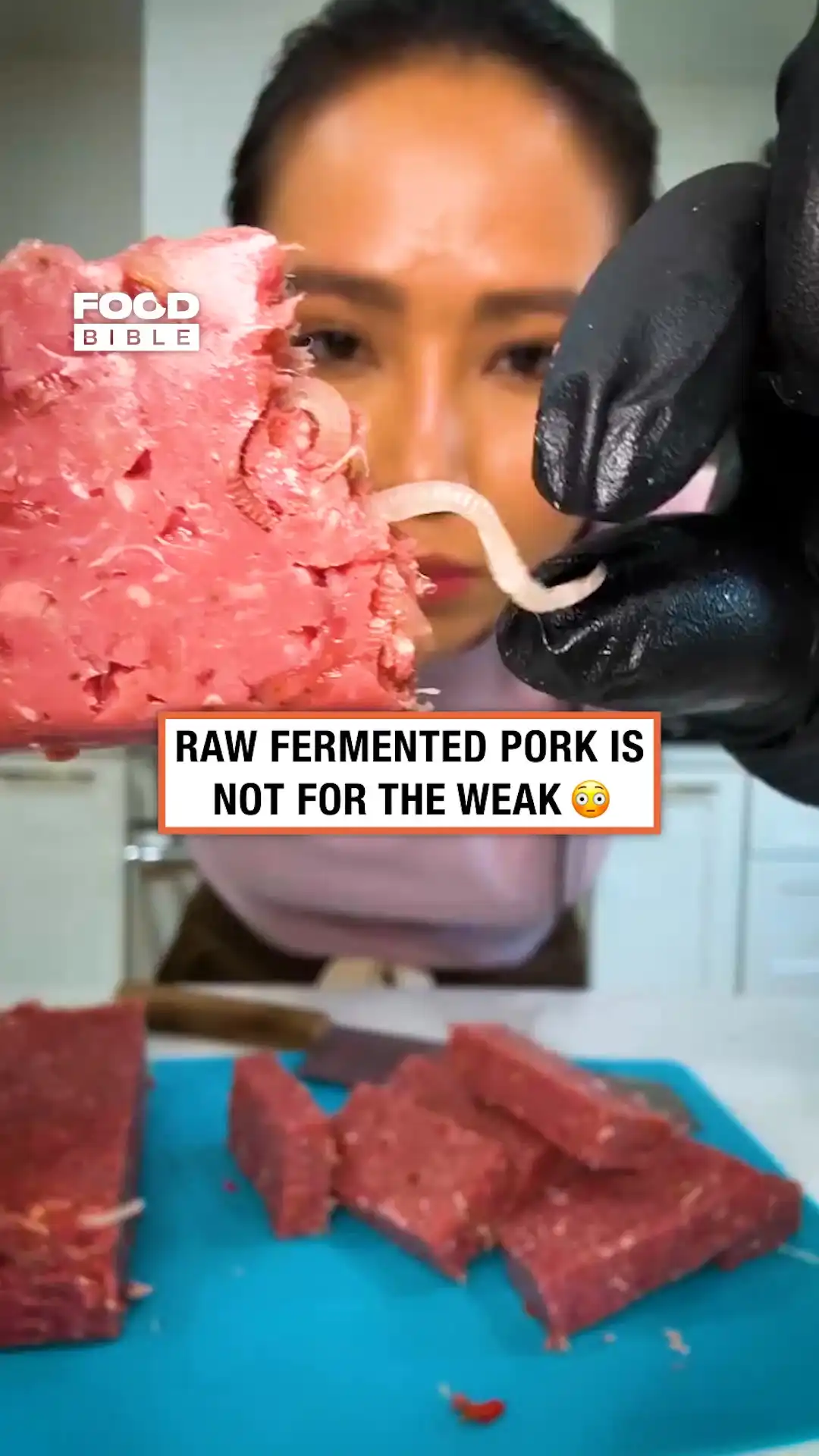 Eating raw fermented pork π³