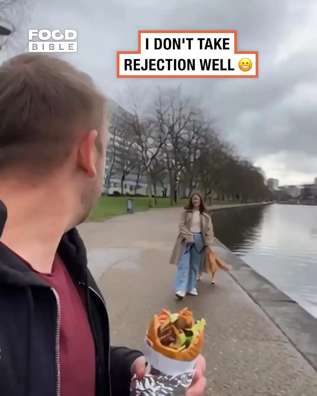 Dog drags owner into pond 😳