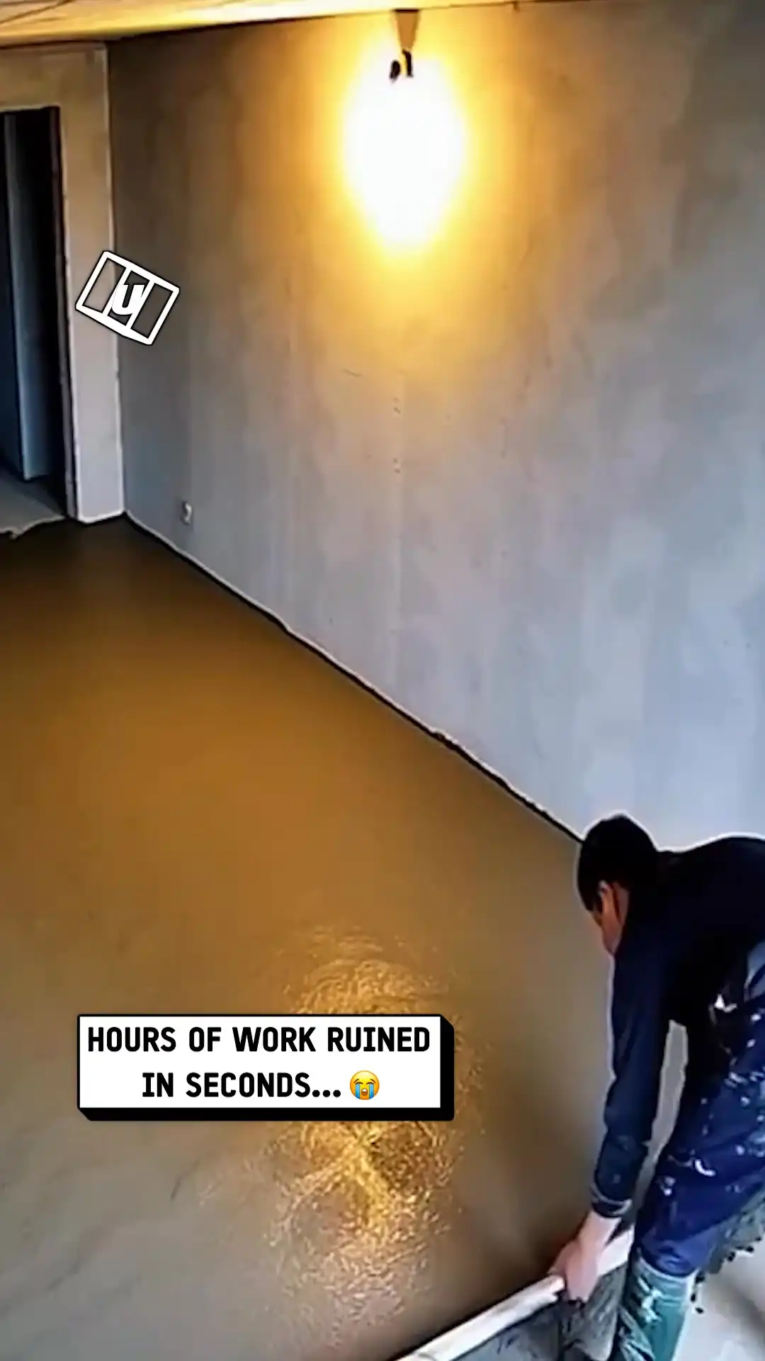 My cats ruined my fresh concrete 😳