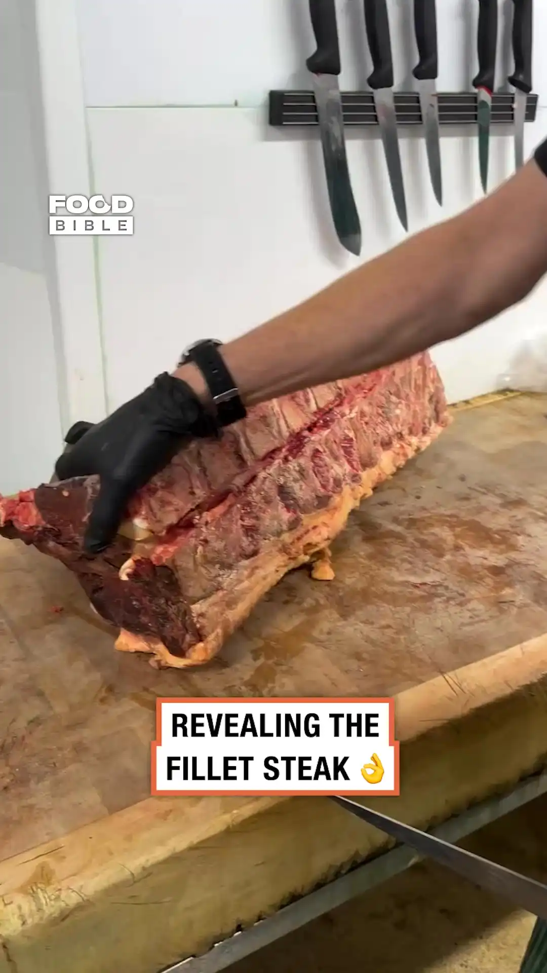 Breaking down a joint to fillet steak 🥩