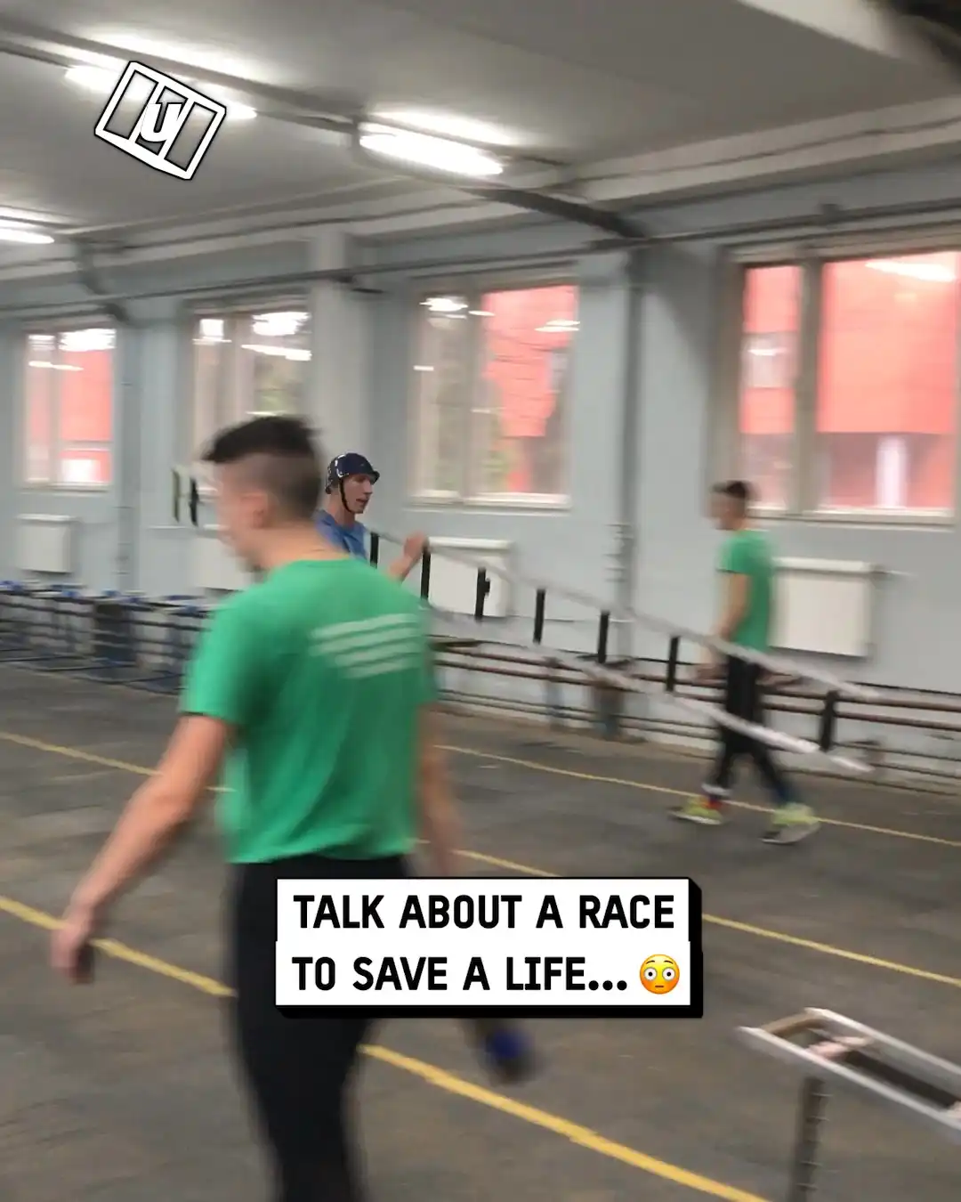 Firefighter quickly climbs four stories π€―π§ π