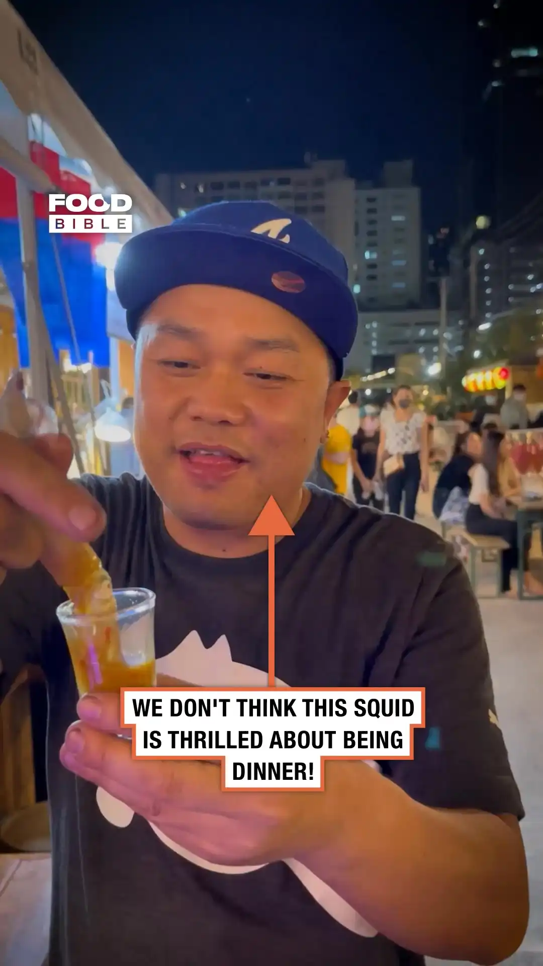 Squid shoots ink in Thailand 🦑