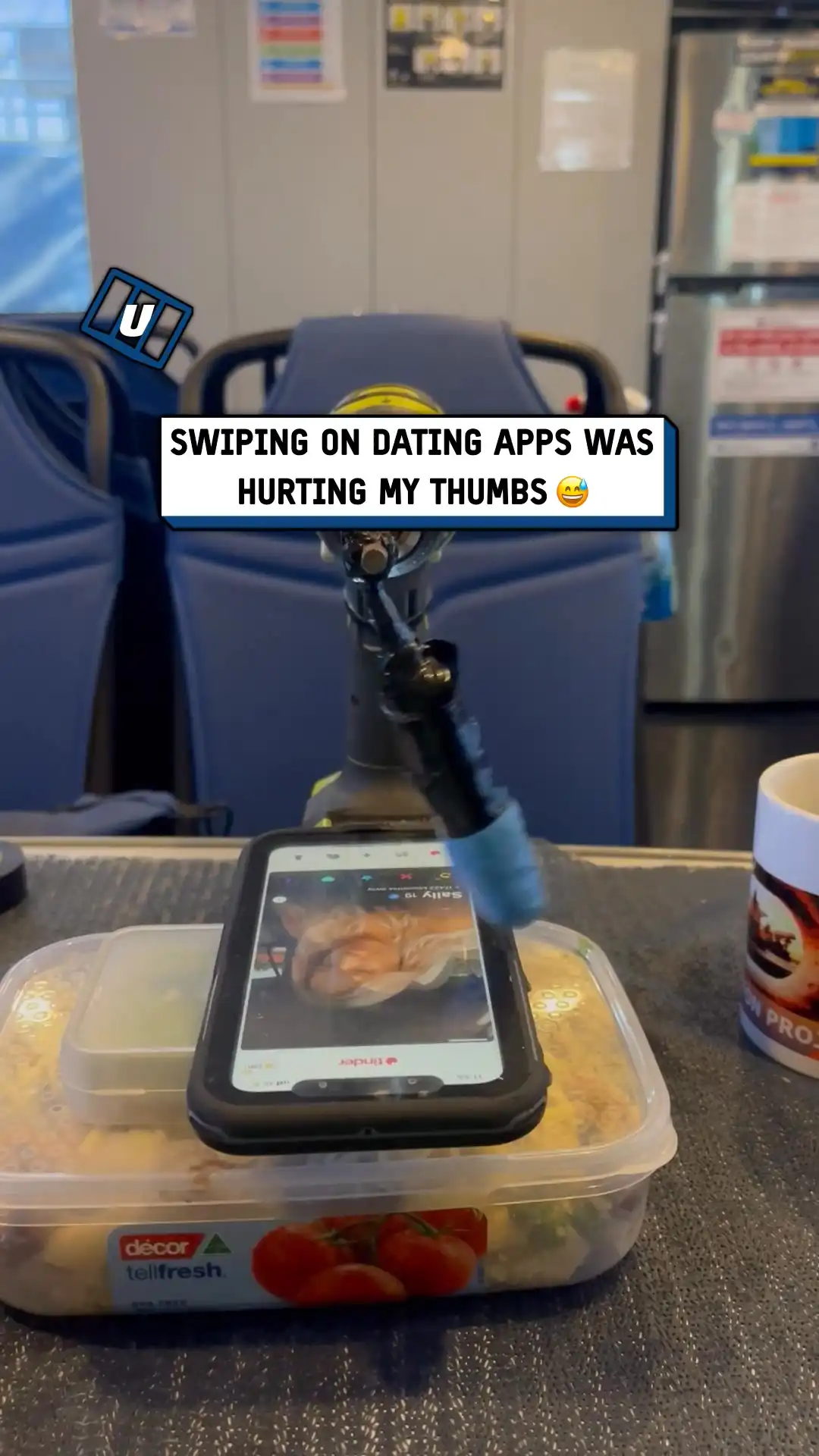 Dating app swipe gadget 💋🤯