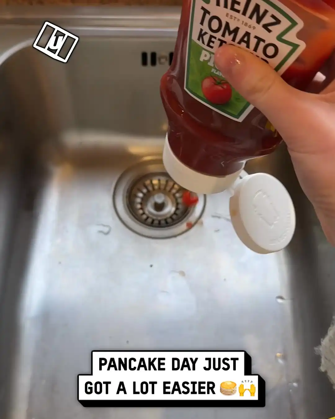 Ketchup Bottle Pancake Hack 🥞
