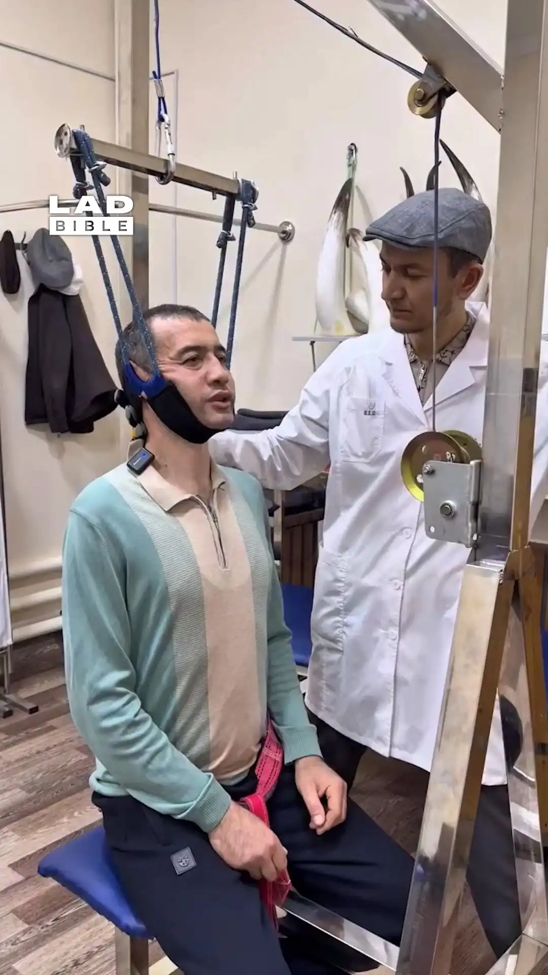 Crazy back stretcher fixed my back pain 🤯😳