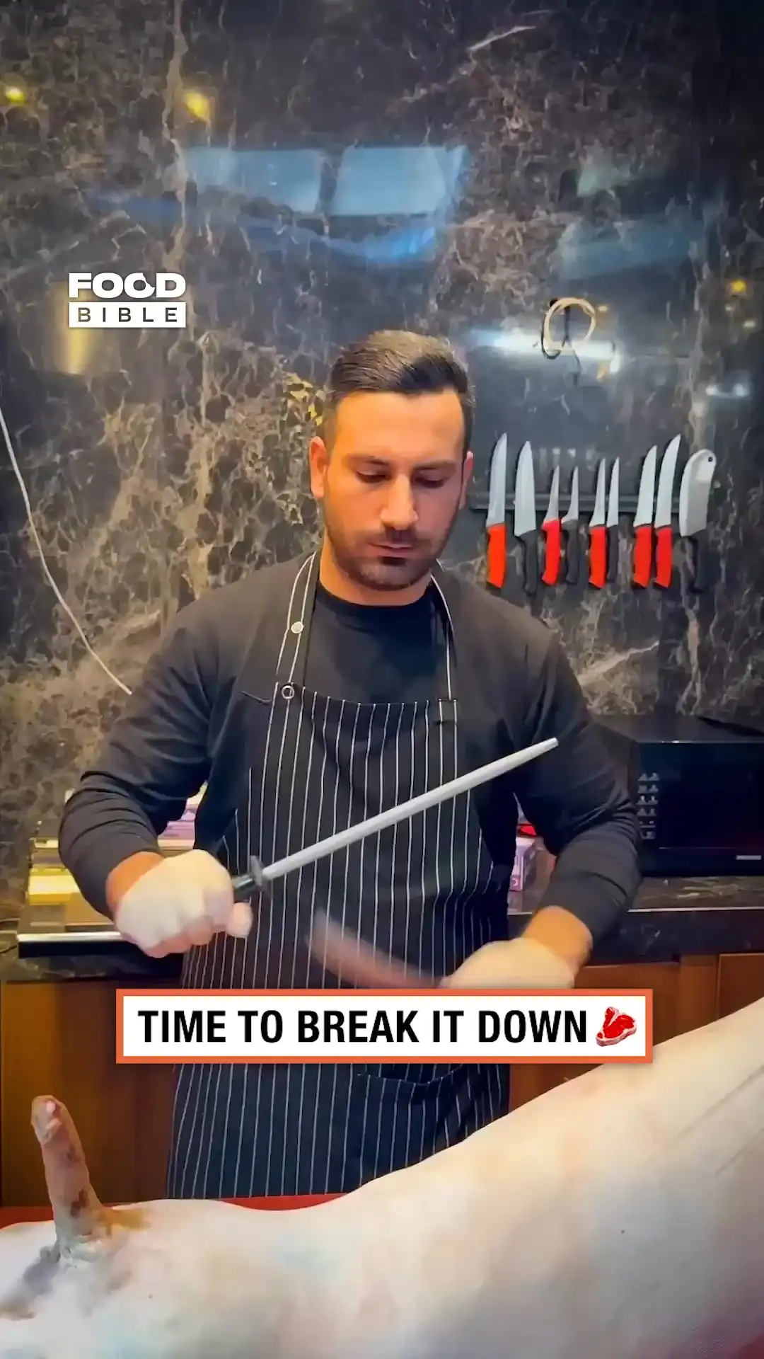 Slicing up lamb 🍖