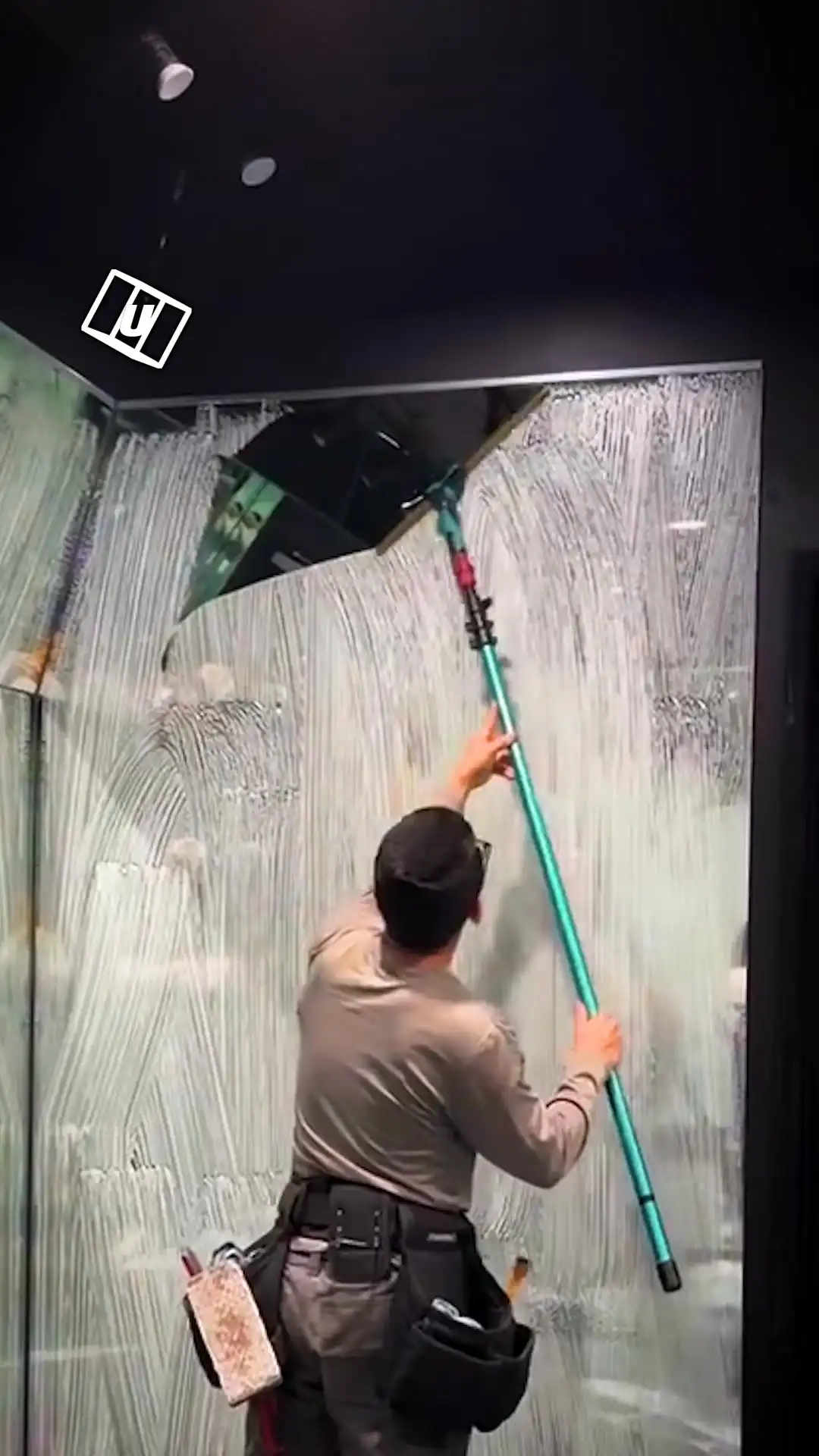 My job is so easy 😮‍💨💦