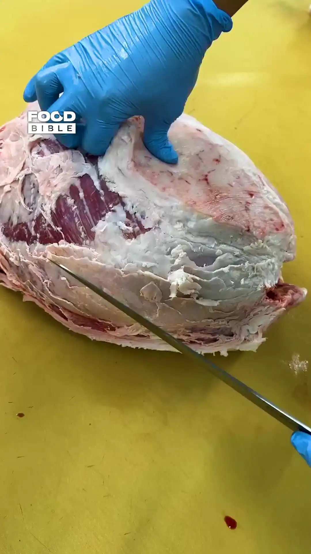 Chopping wagyu meat π₯©