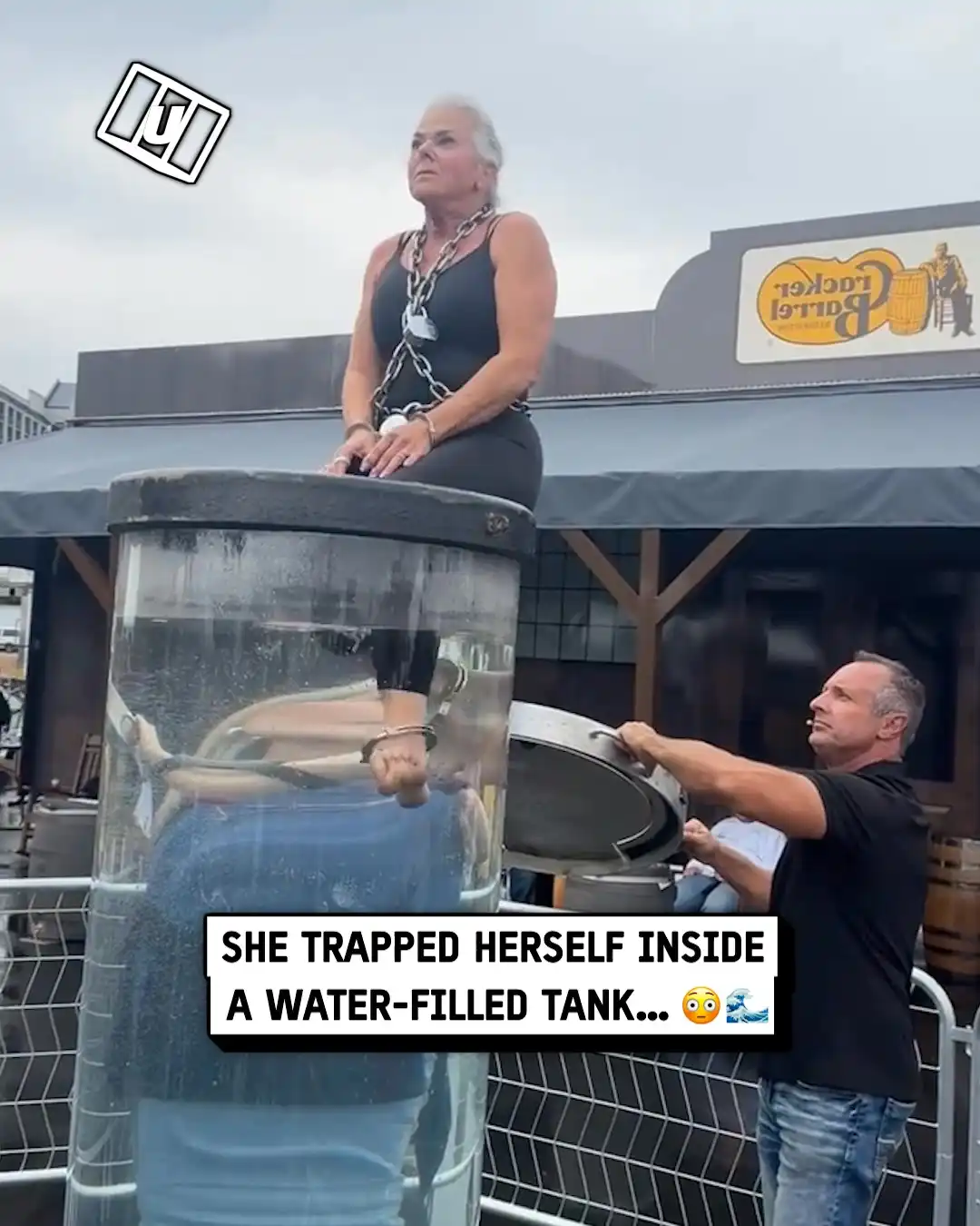 Escape artist makes it look easy