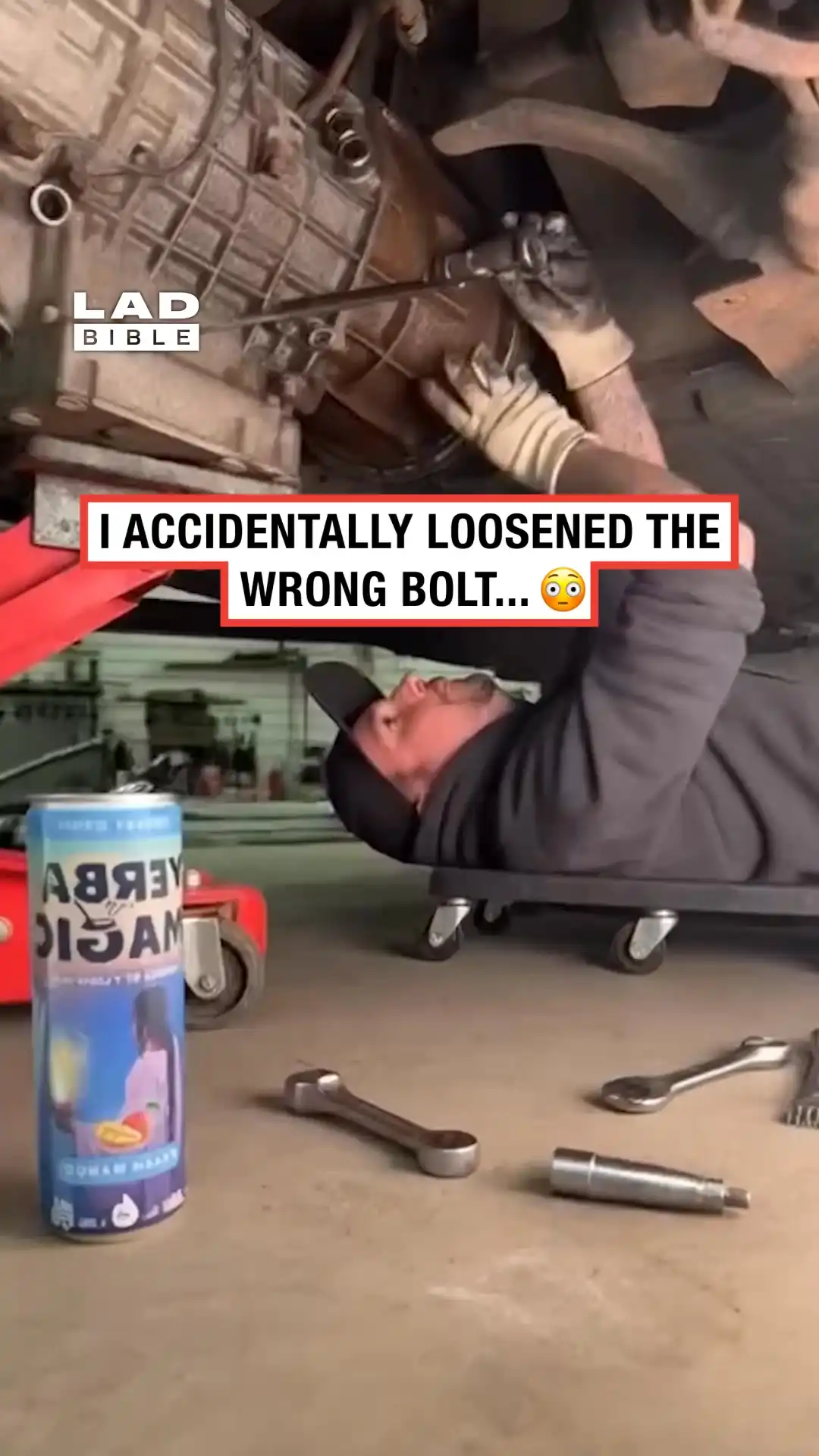 The engine fell on top of me 🫣