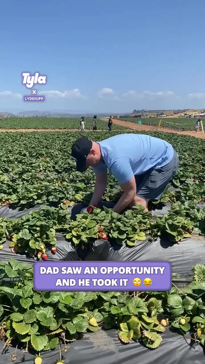 The cutest little strawberry 🥰🍓