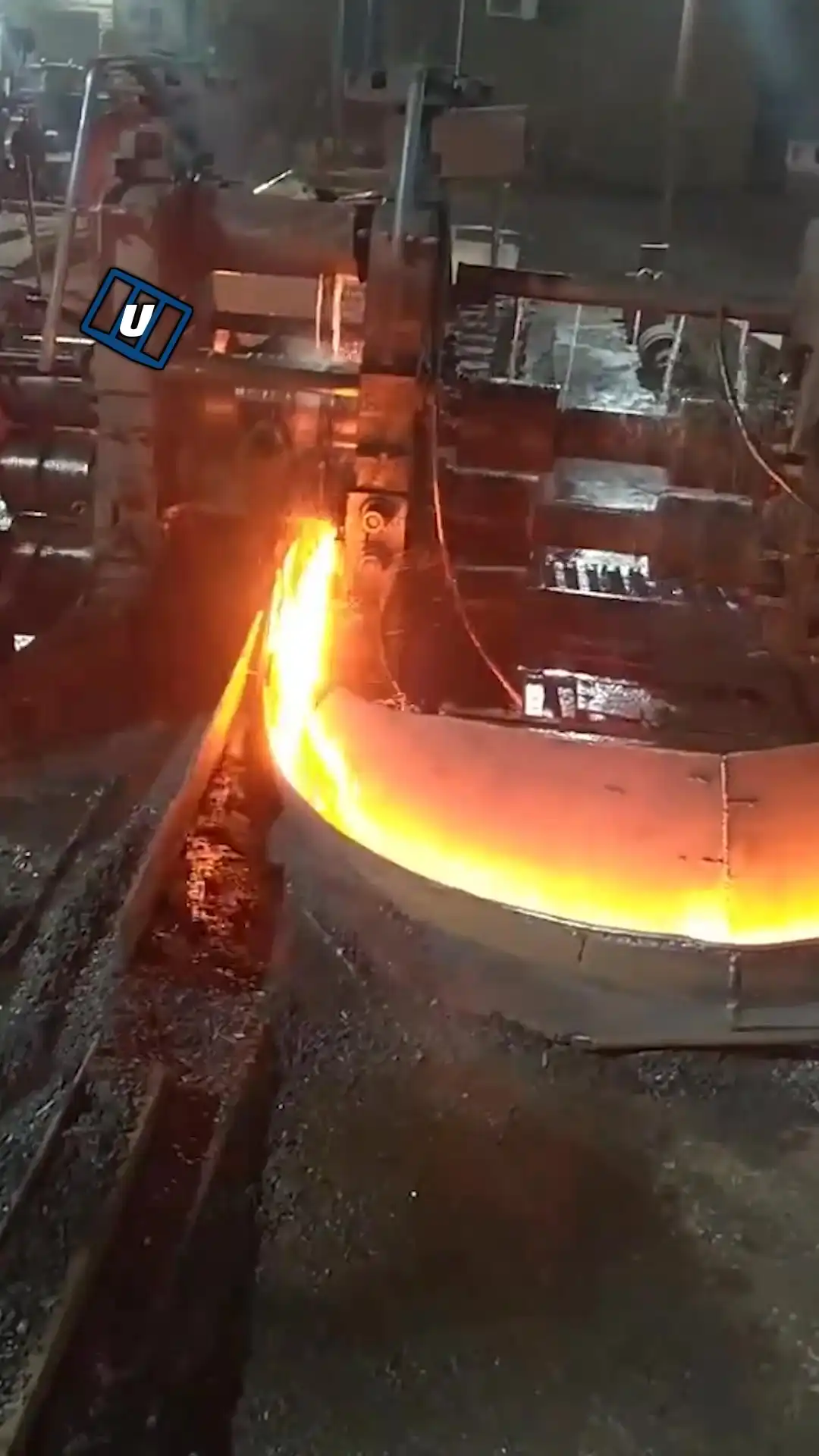 Working in a metal factory π₯π₯΅