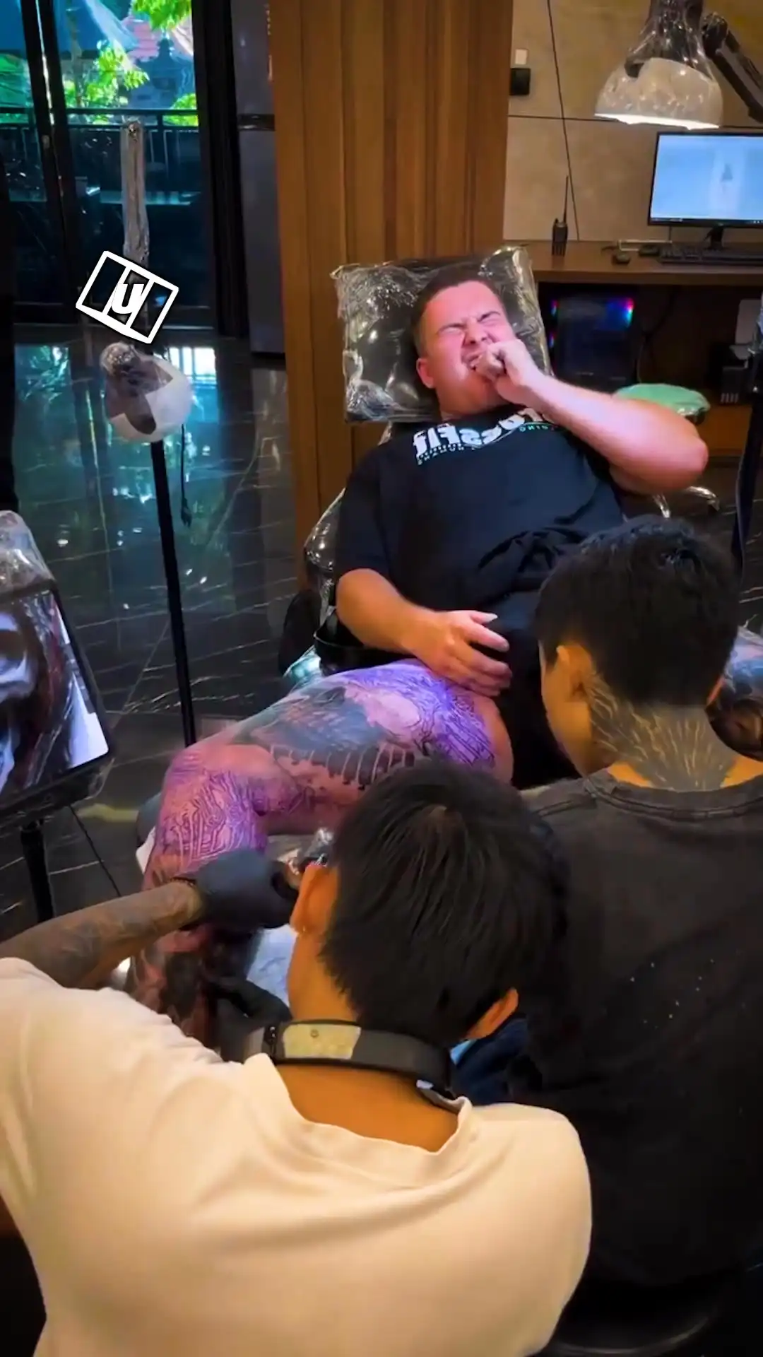 Bro SHOOK over leg tattoo 💀