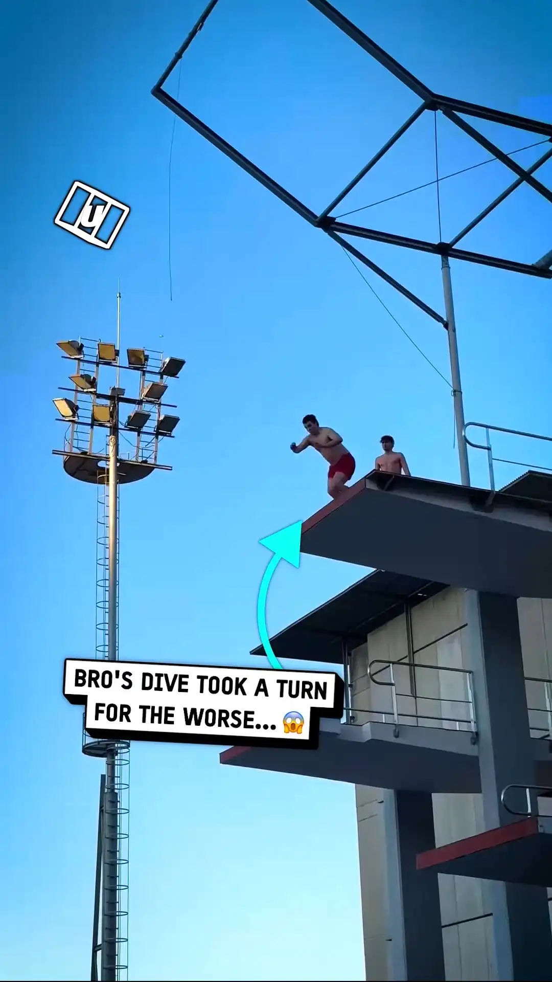 Bro dives on his back fail