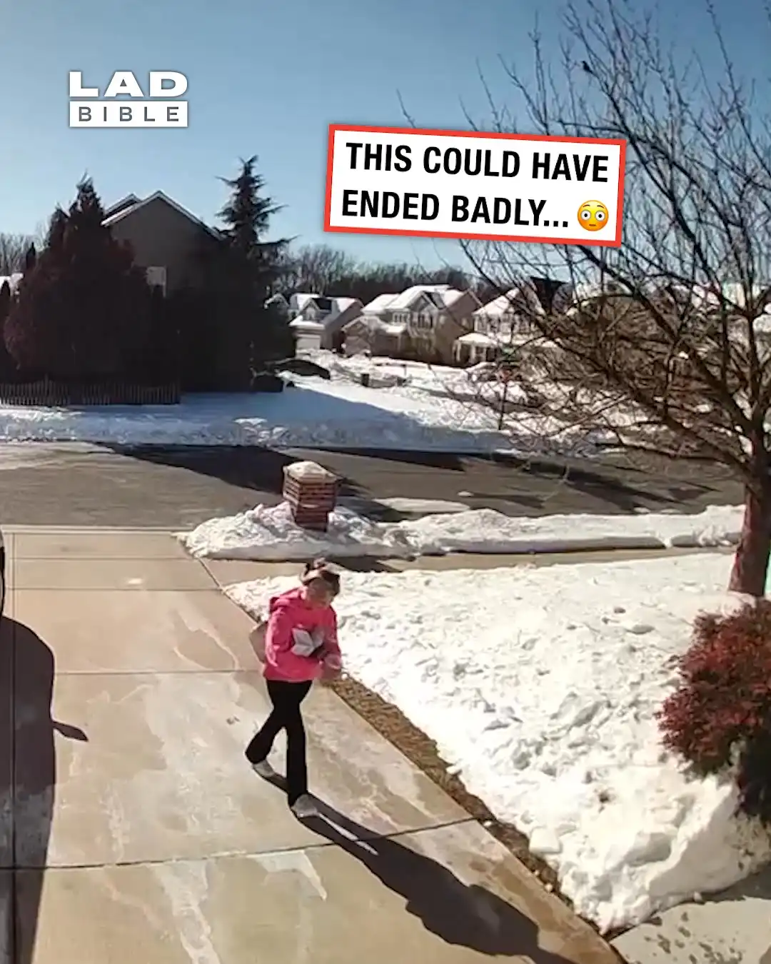 Snow fell off my roof onto me ❄️😱