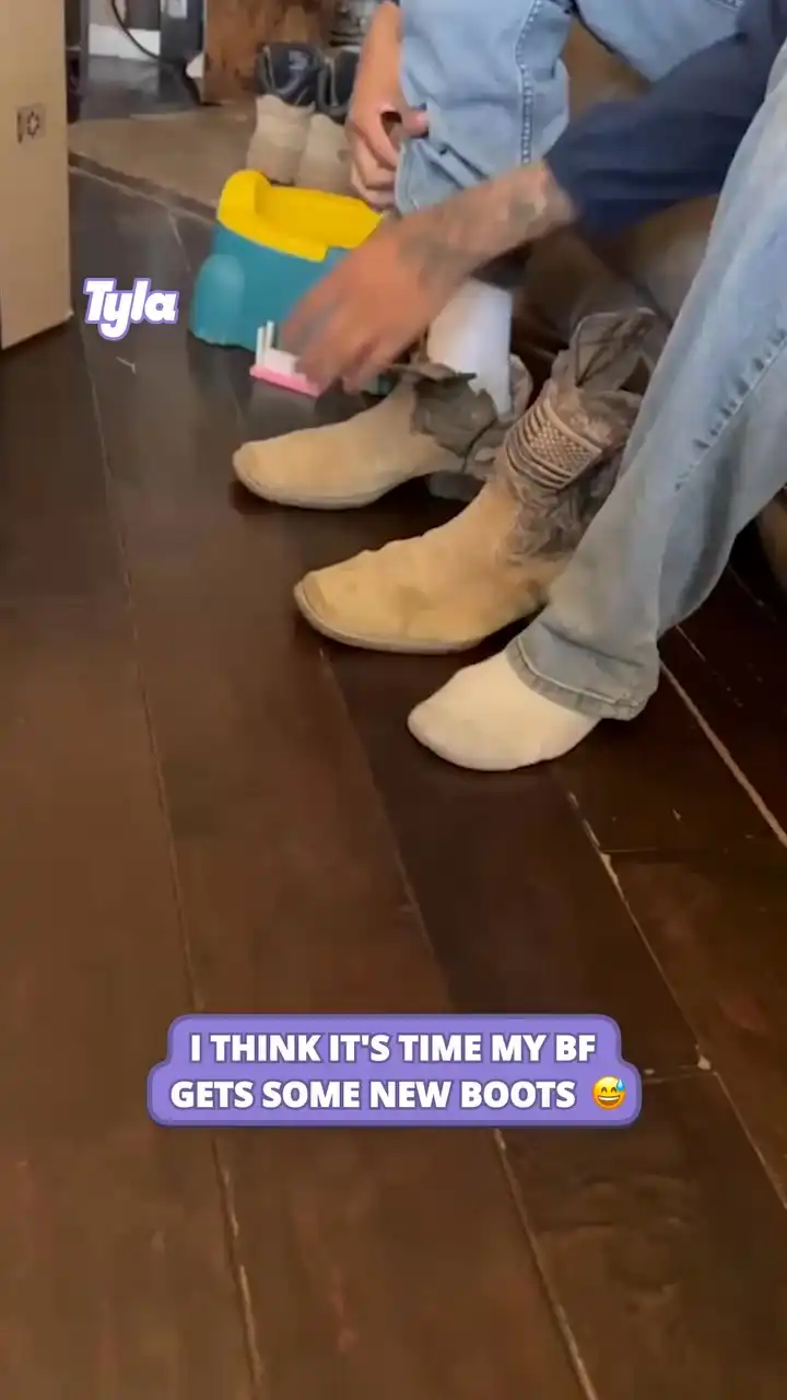 Then discreetly tucks them under his jeans 😂