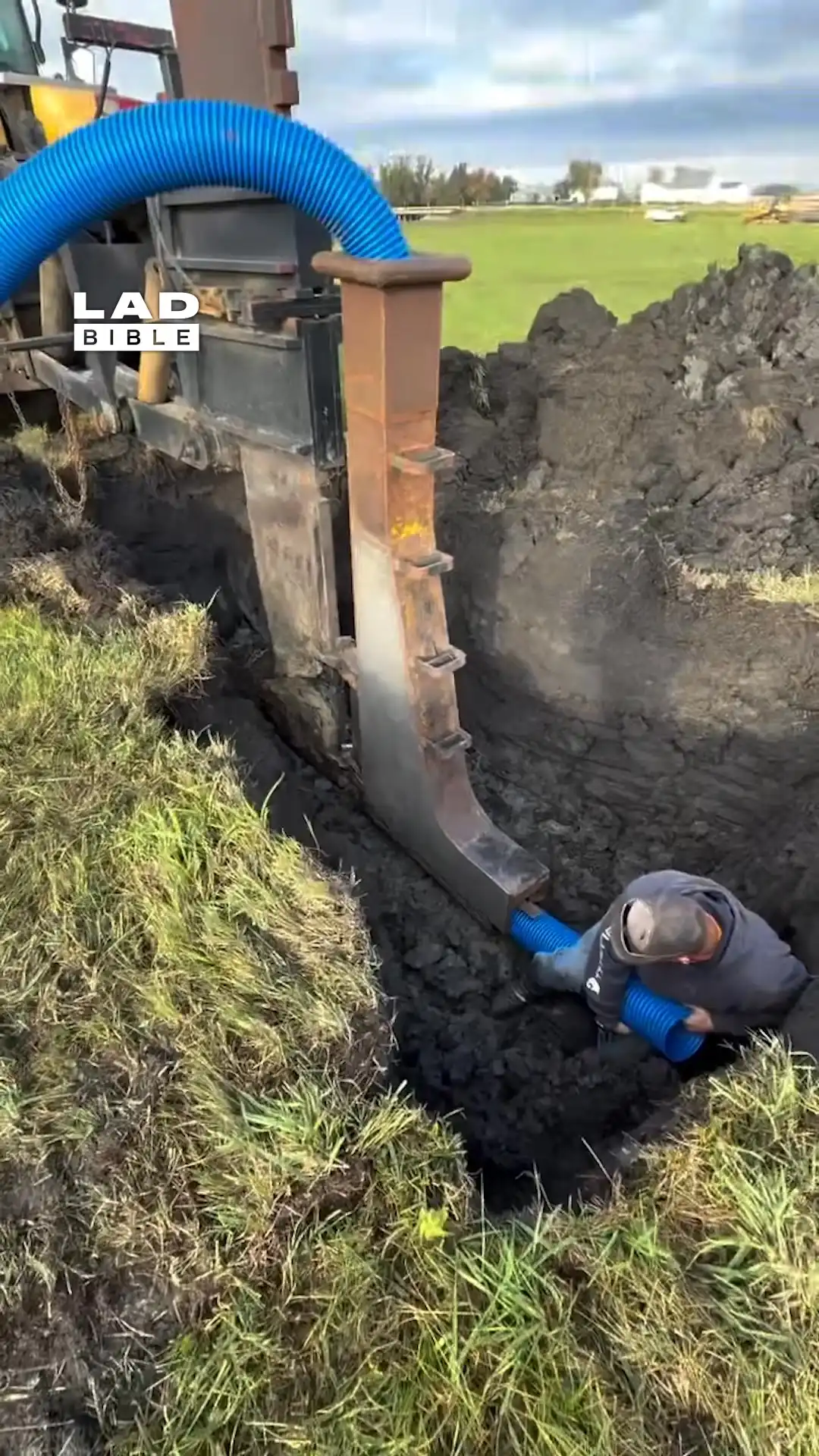 Ploughing a drain pipe in the ground 🤯