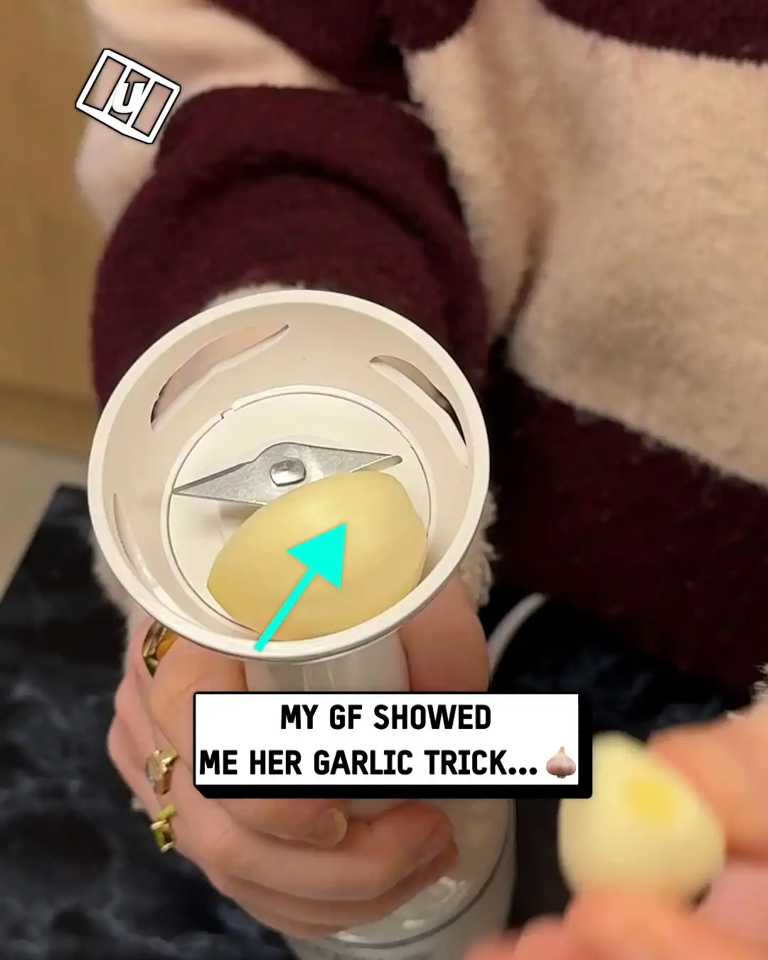 My husband's garlic hack