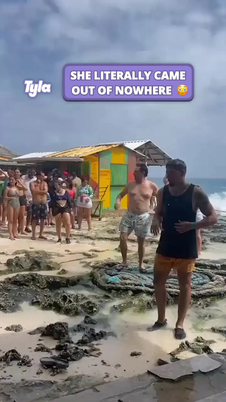 Where did she come from 😲💦