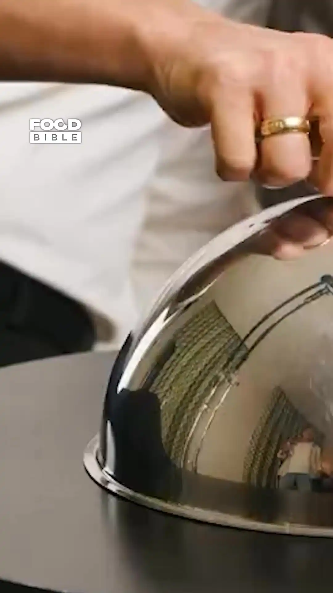 Matthew McConaughey and America Ferrera Snack Wars 🍬