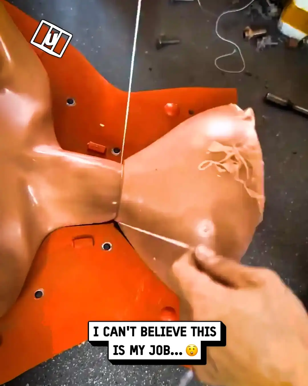 Maintaining silicone dolls