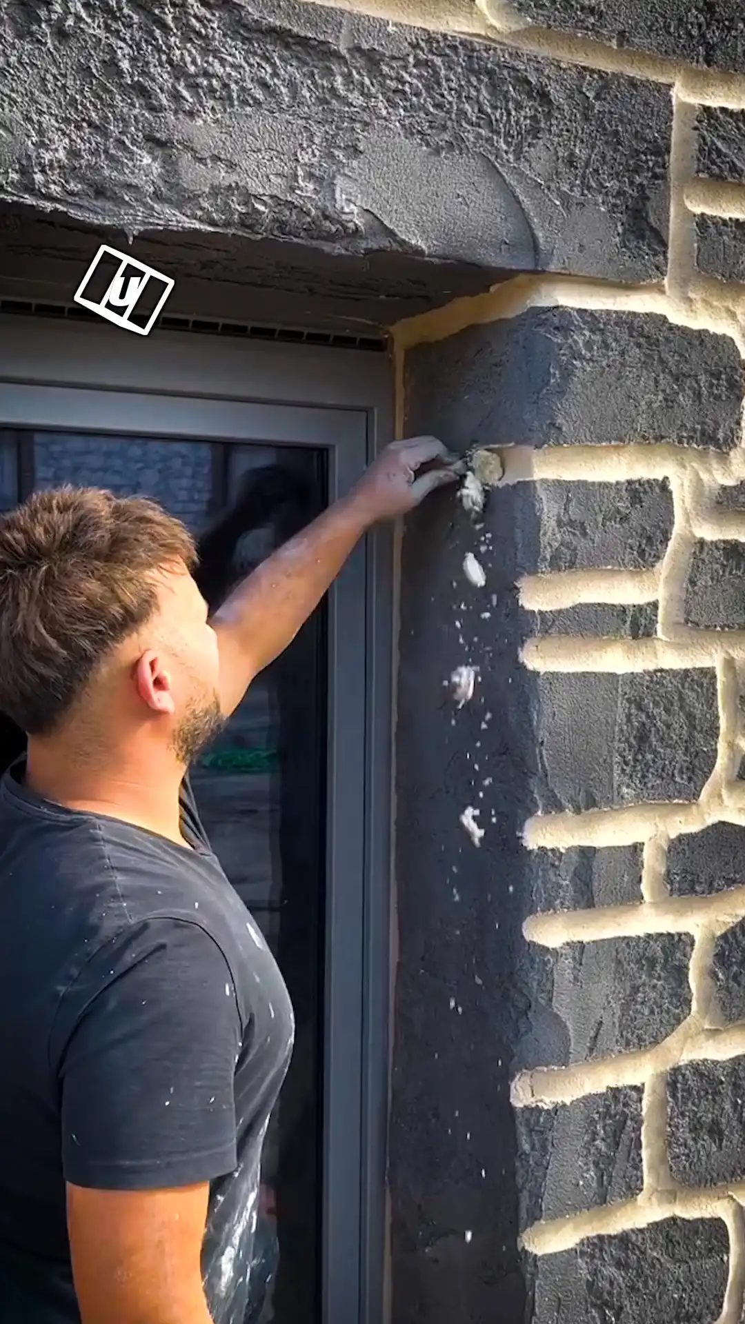 Smooth wall scrapings 😅🧱