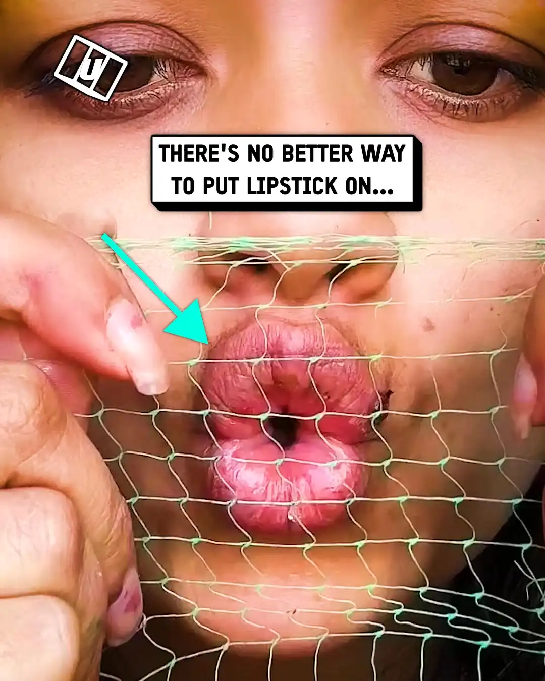 Lipstick fish net hack 😅💋