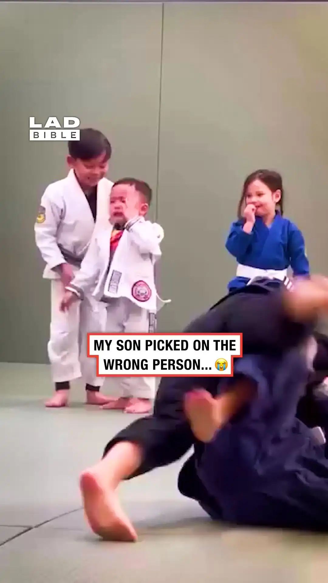Kid's judo match ends in tears 😅😬