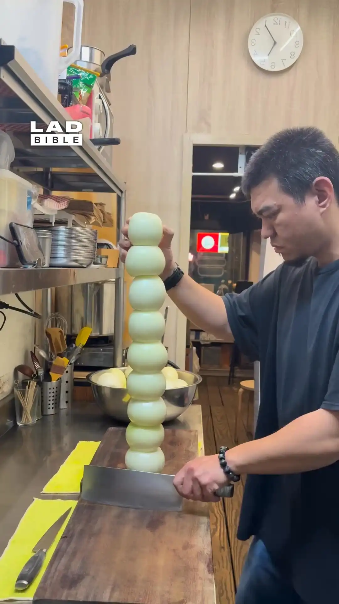 Genius way to cut multiple onions at once 🤯🧅