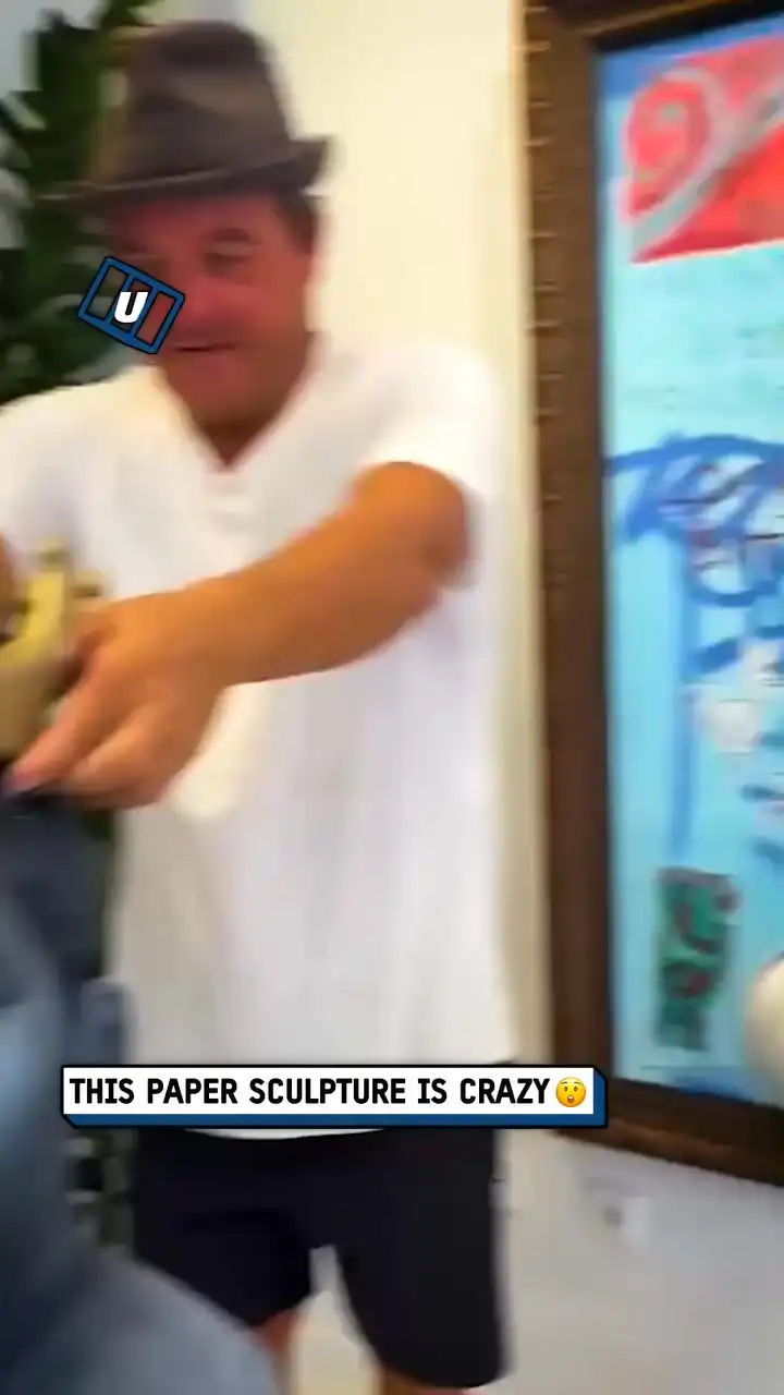 This stretchy paper sculpture is blowing my mind 🤯👑 #fblifestyle