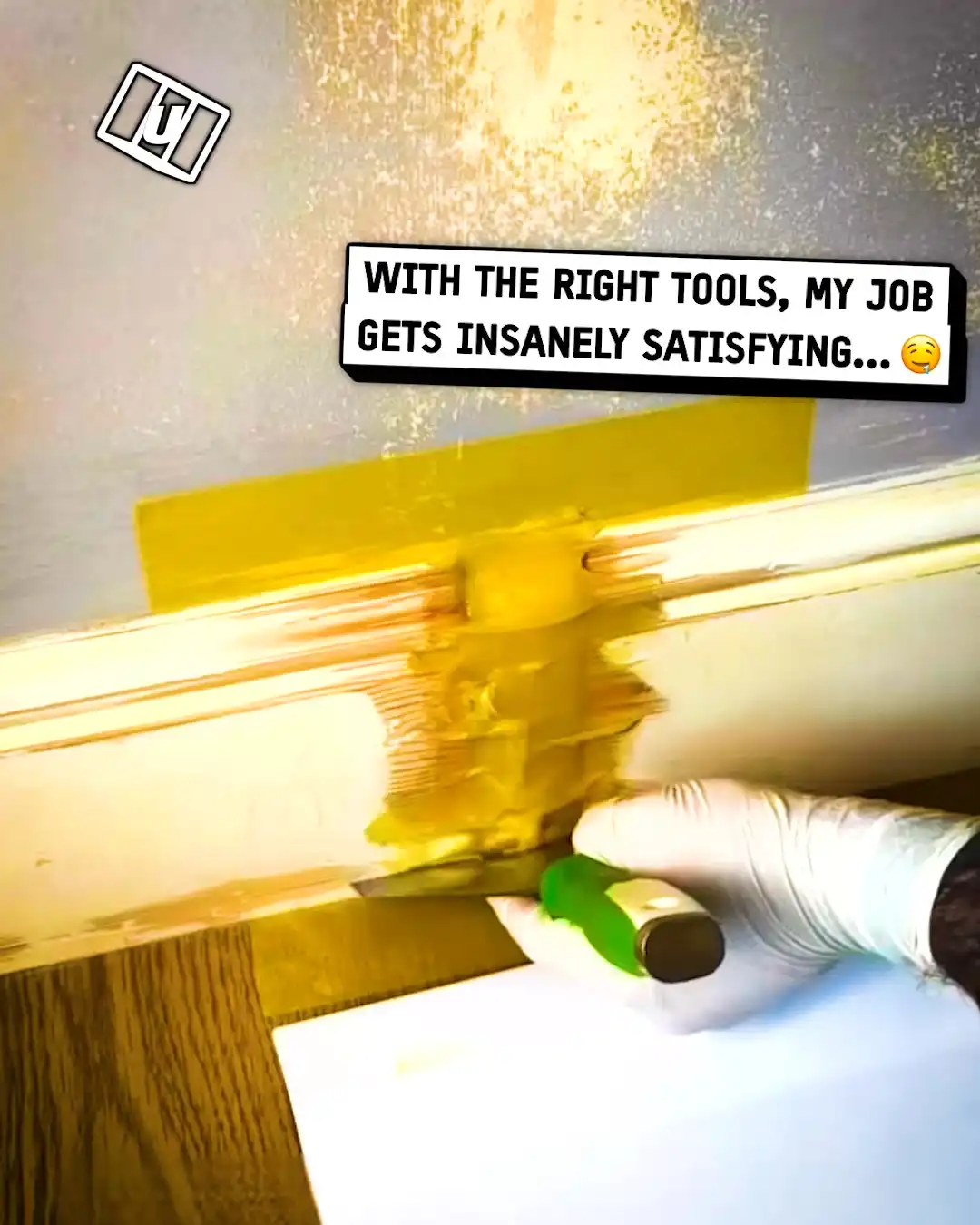 Satisfying skirting board repairs 🤤