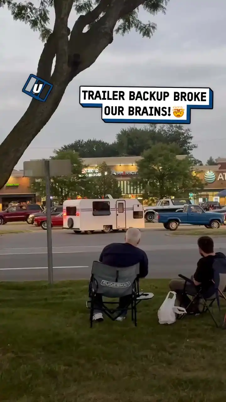 Masterful trailer backup 🚐😲