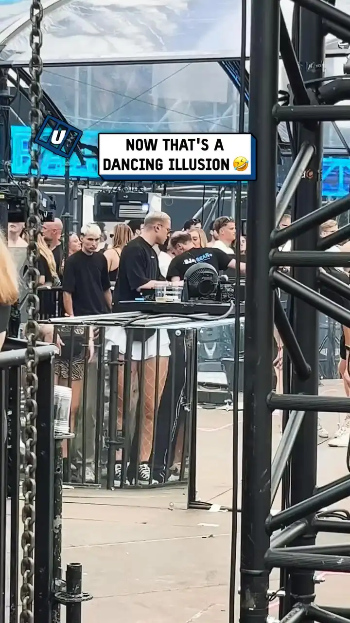 My brain can't unsee the DJ dancing in a skirt 👗🤣