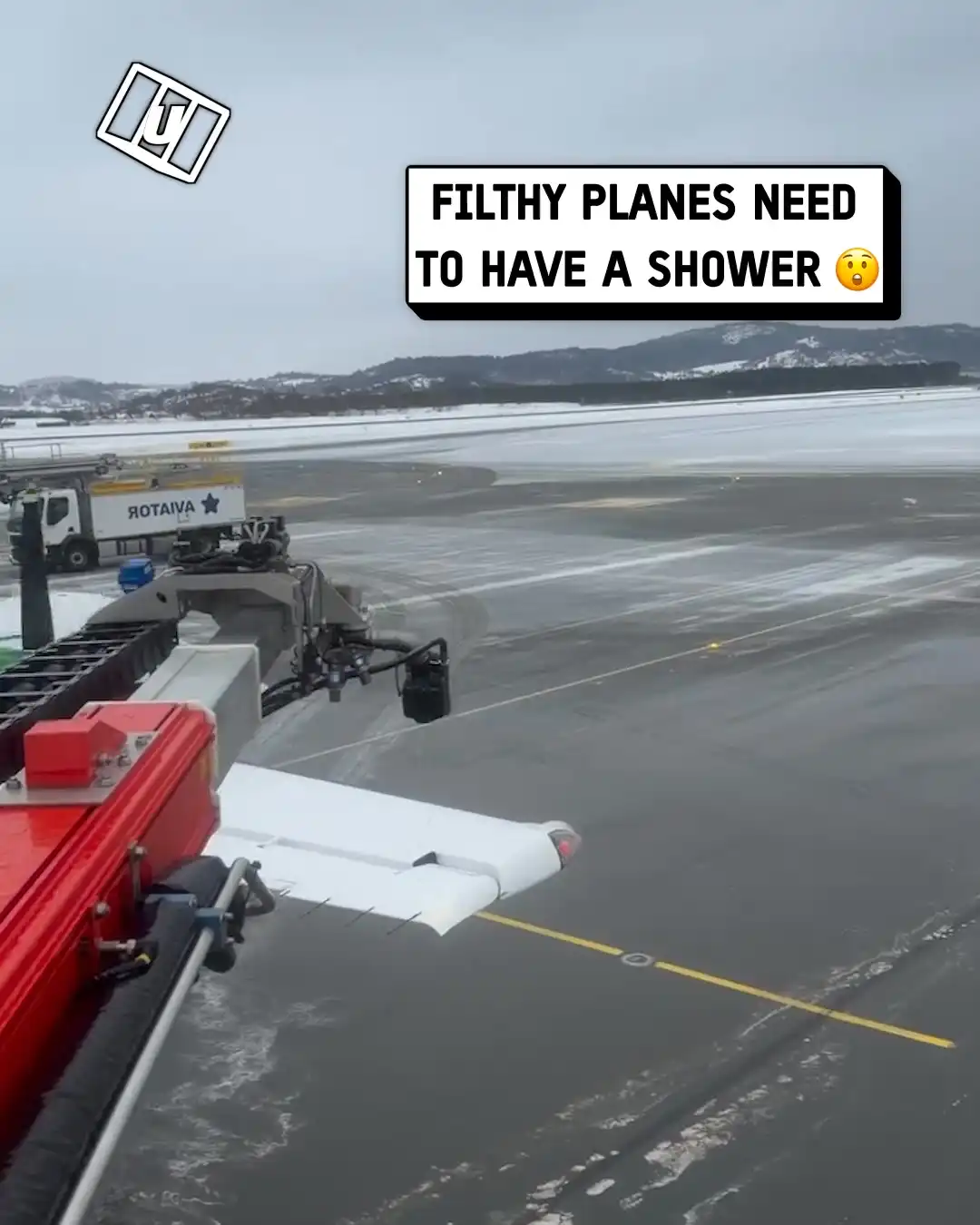 My bf gives planes showers 😳💦