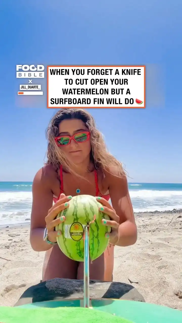 Anything can be cutlery if you put your mind to it 🤷🍉