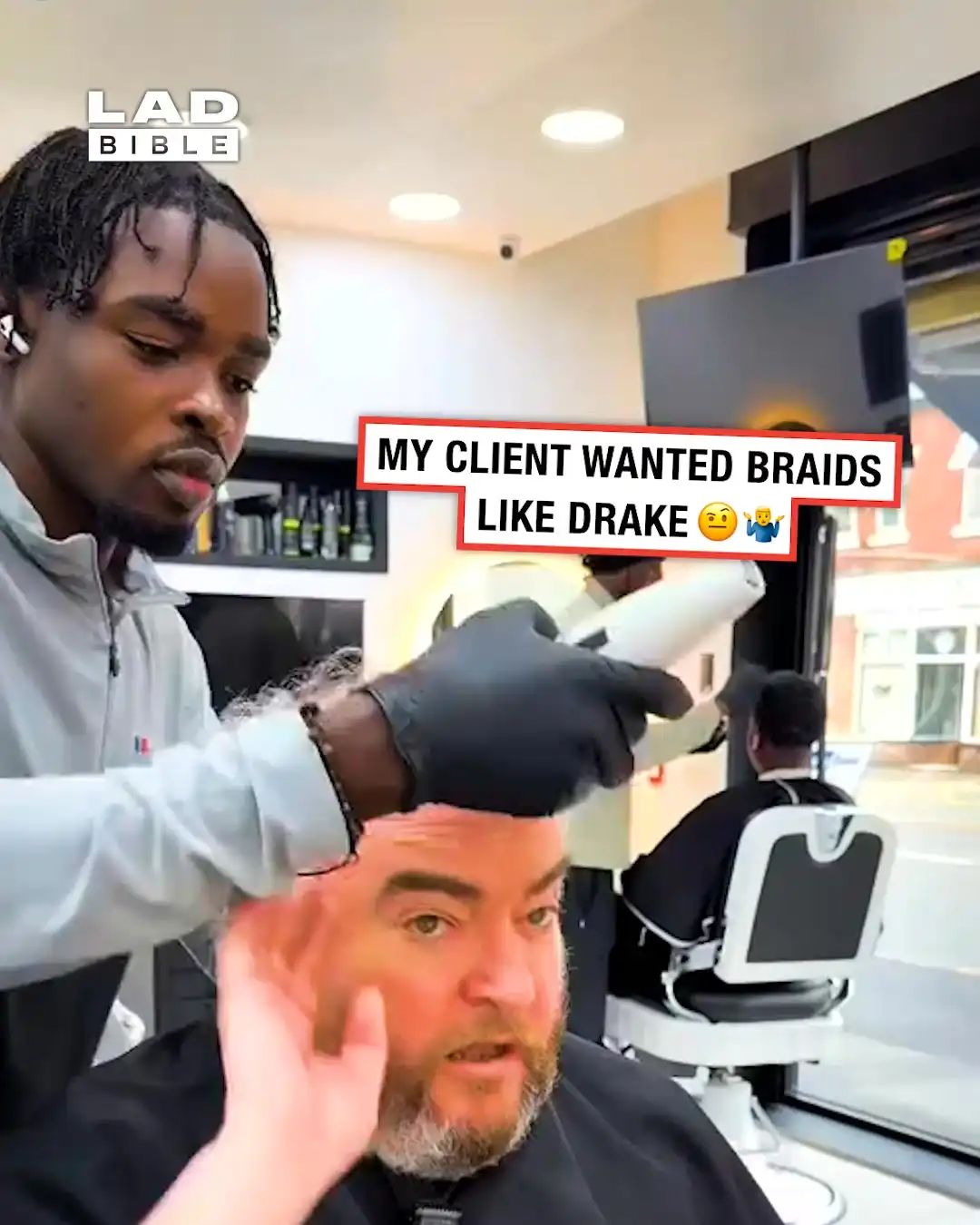 He wanted the same haircut as Drake💈