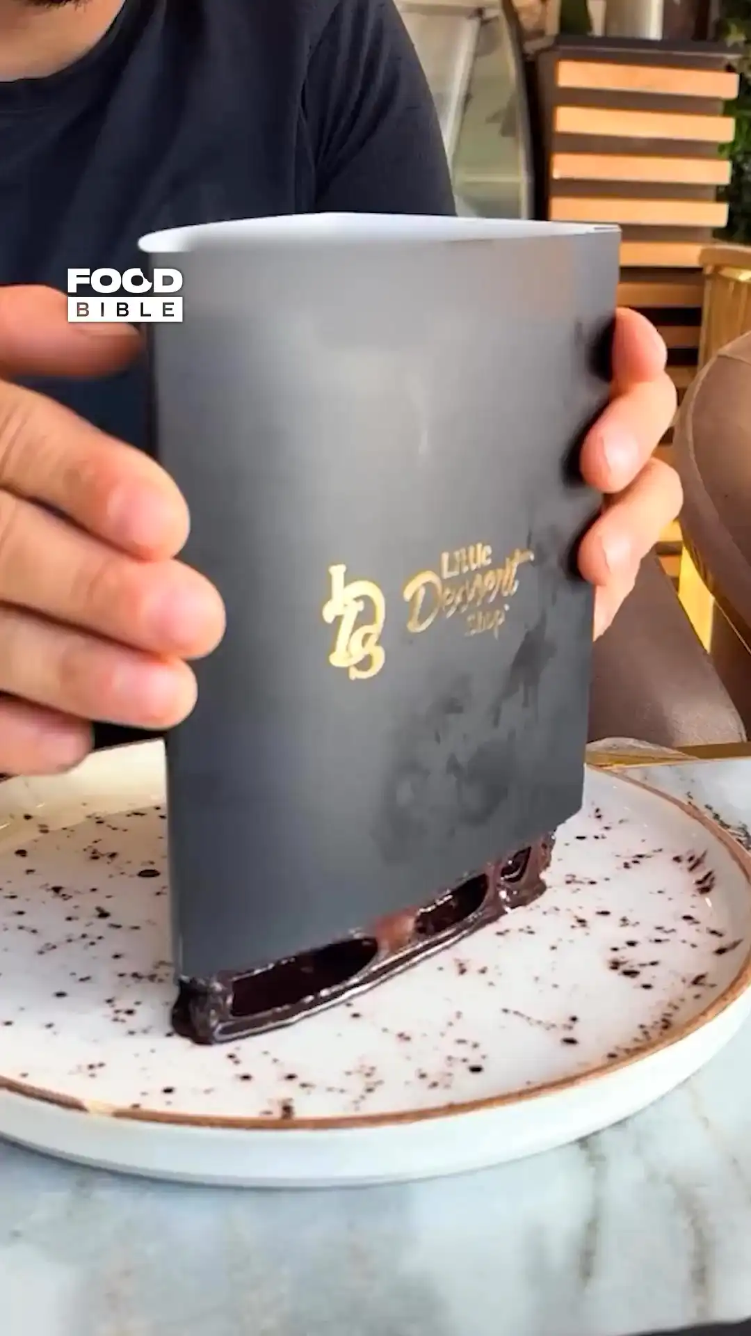 Cake nearly falls over 😳