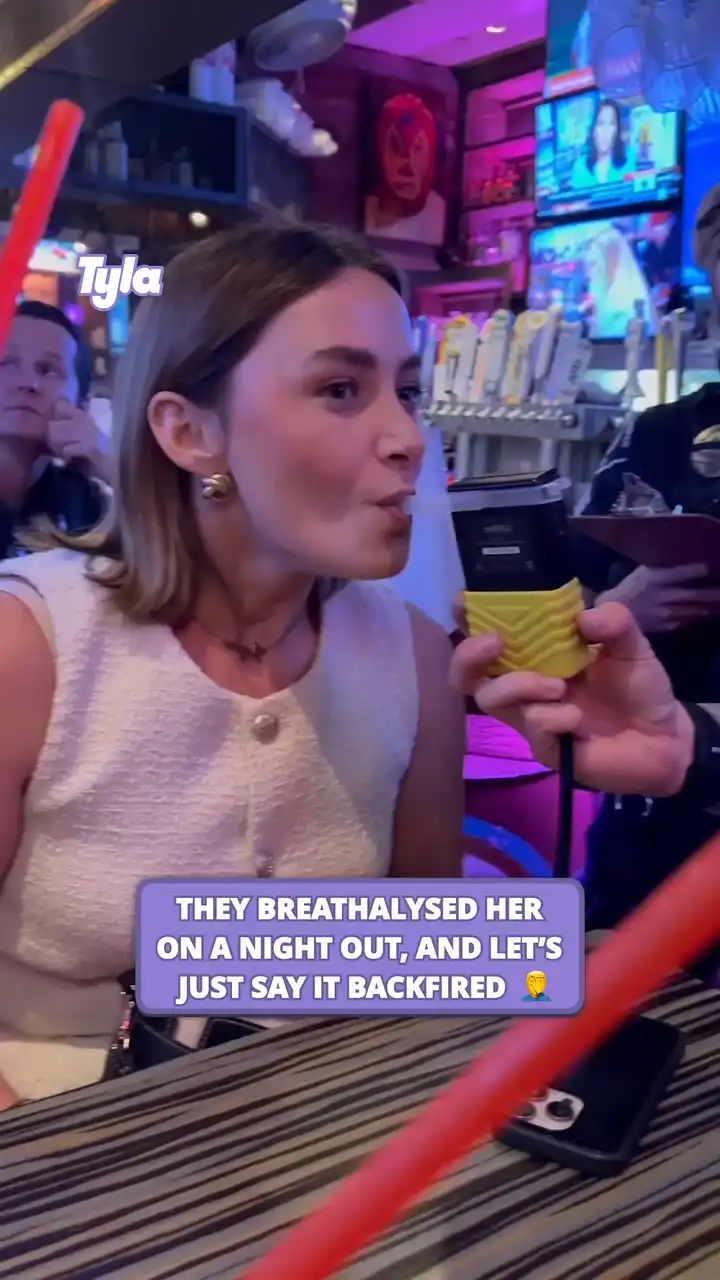 "Are you sucking in?" 😂 #fblifestyle