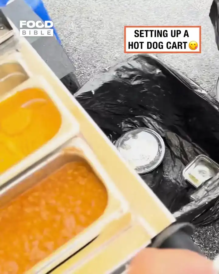 Setting up a hotdog cart ๐ญ๐